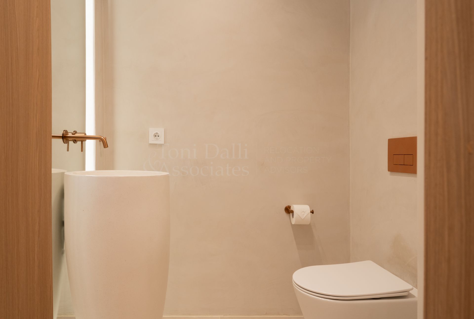 Town House in Azalea Beach, Marbella