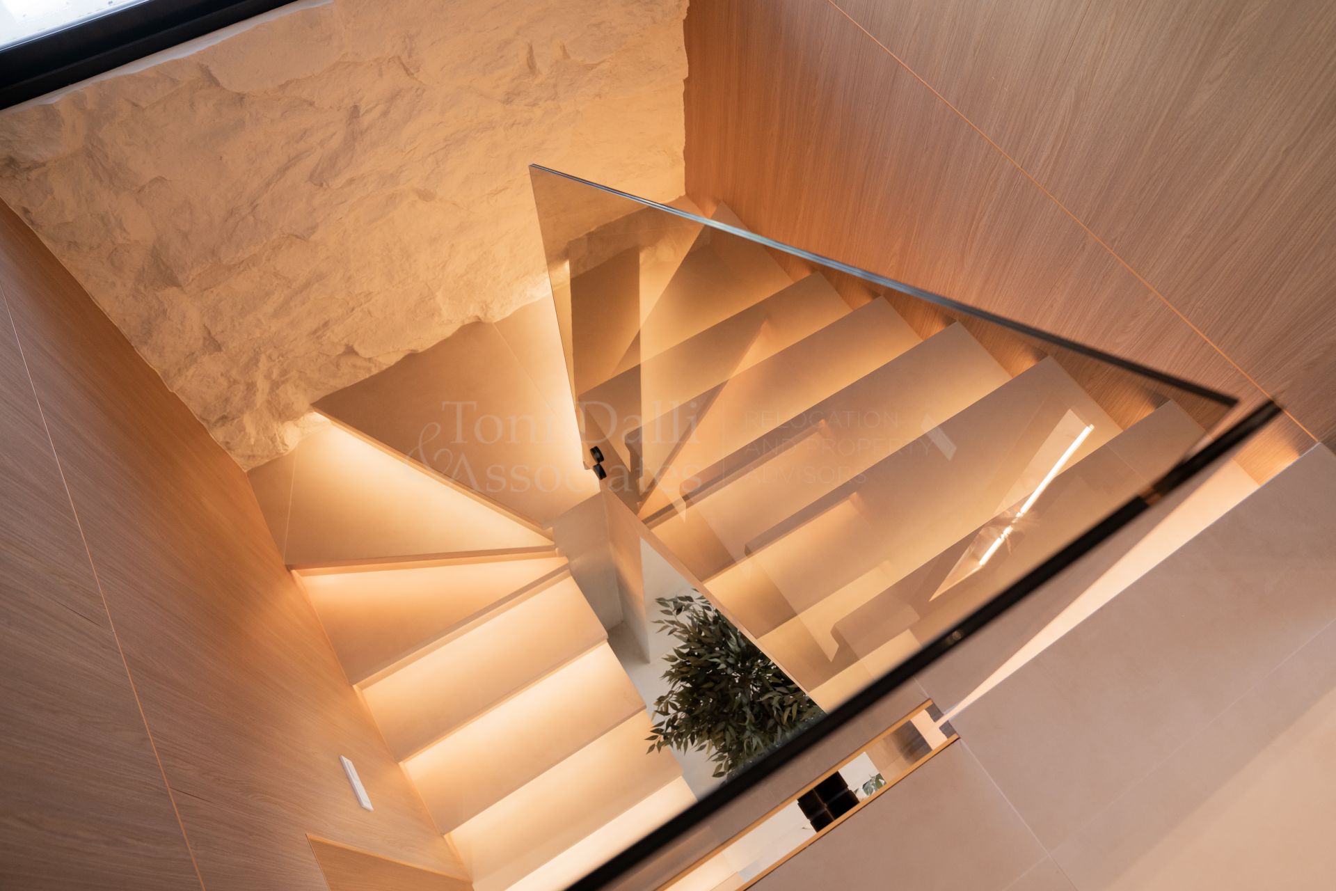 Town House in Azalea Beach, Marbella