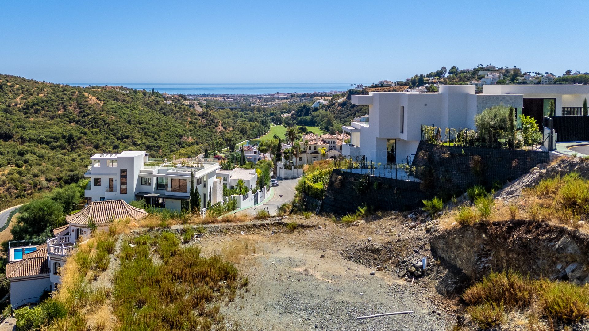 Plot in Lomas de La Quinta, Benahavis