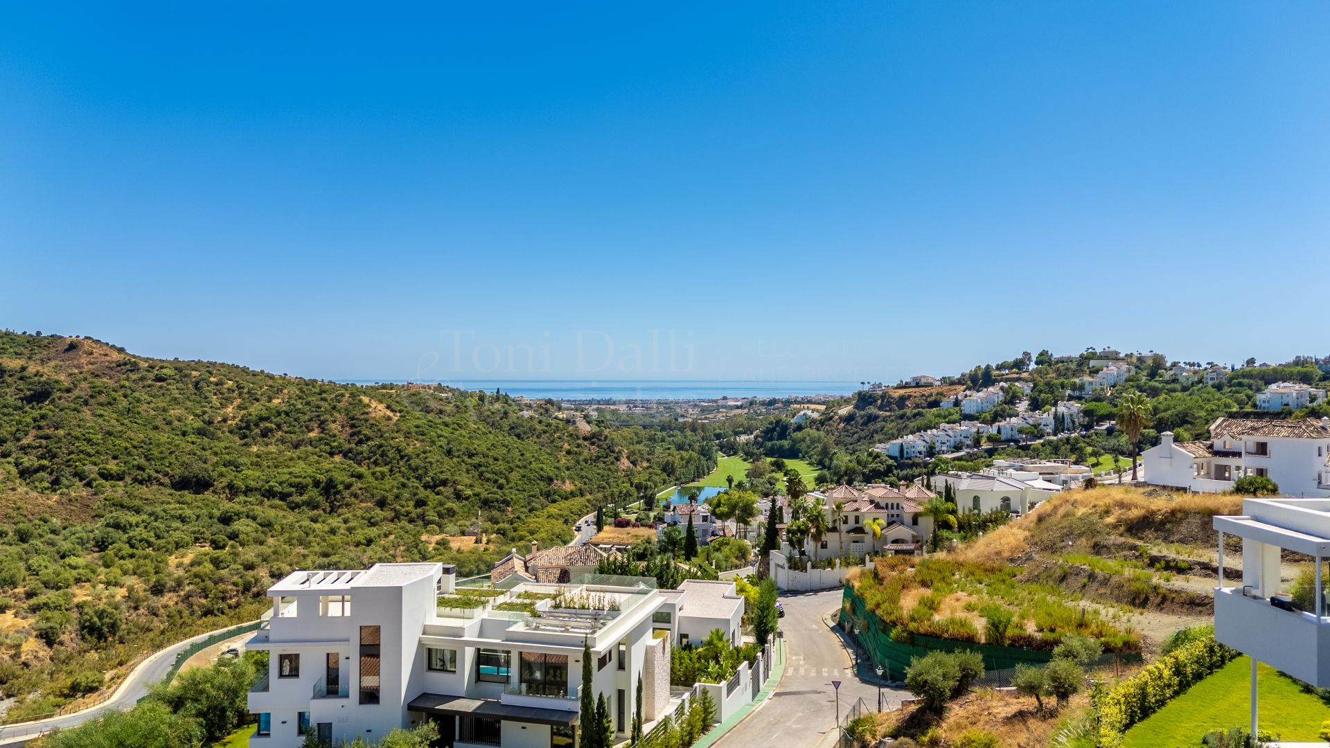 Plot in Lomas de La Quinta, Benahavis