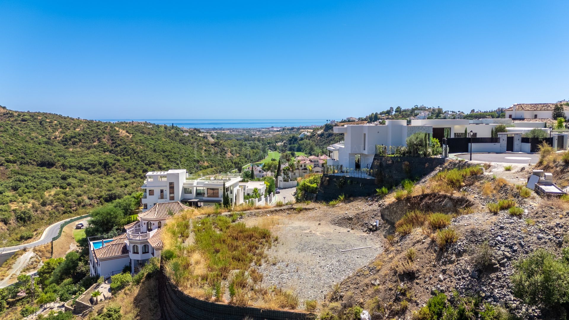 Plot in Lomas de La Quinta, Benahavis