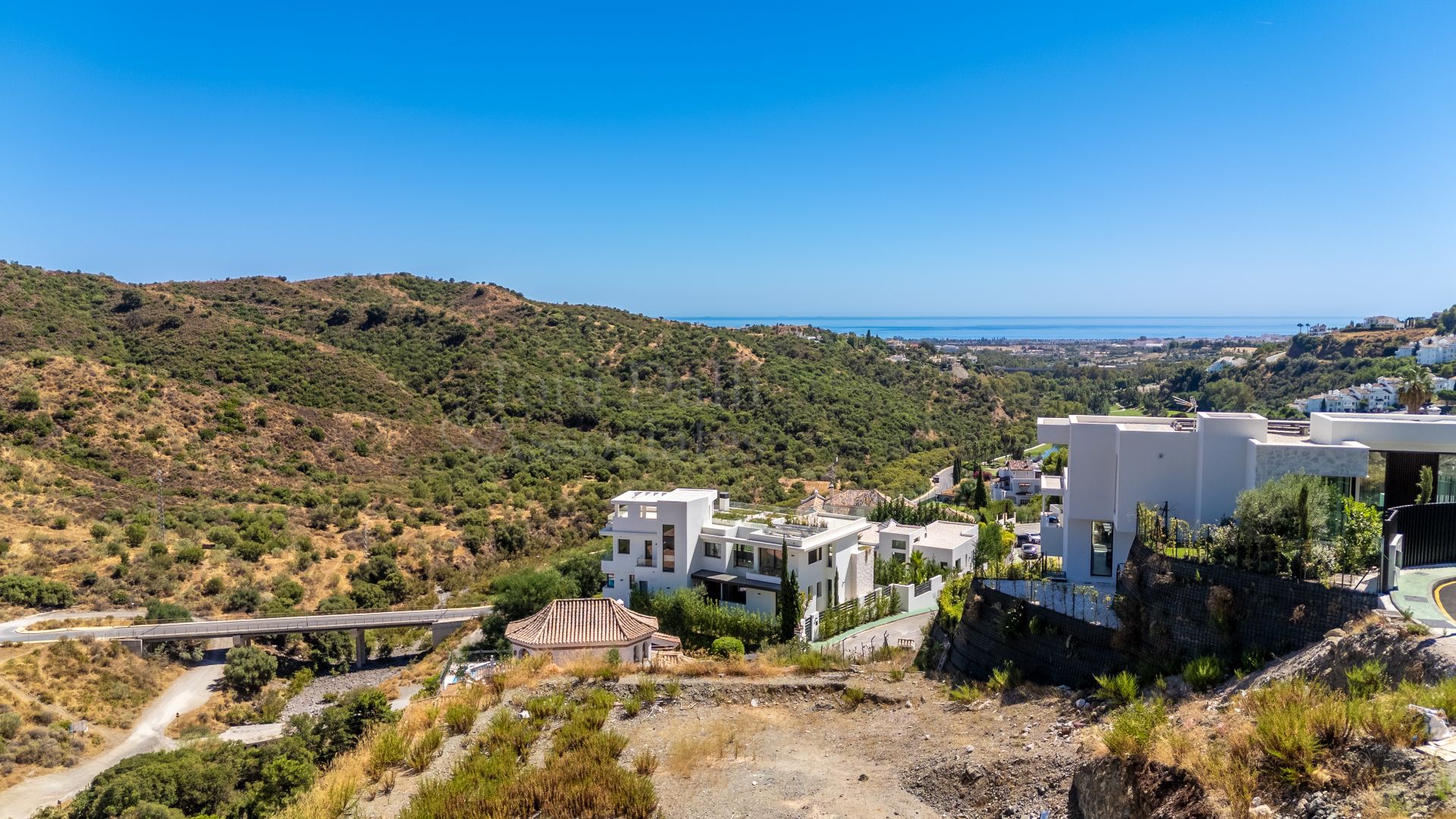 Plot in Lomas de La Quinta, Benahavis