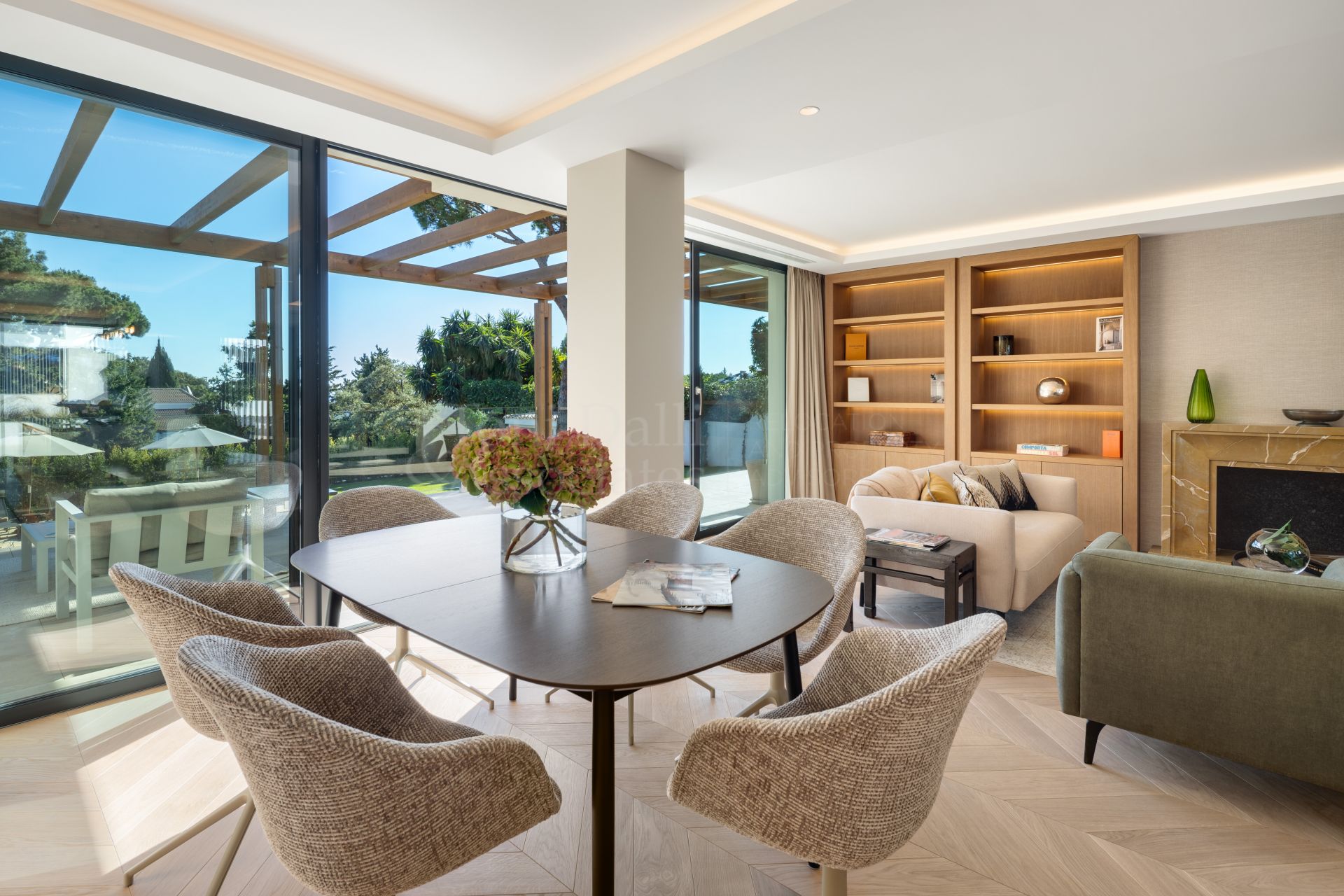 Villa in Cerrado de Elviria, Marbella