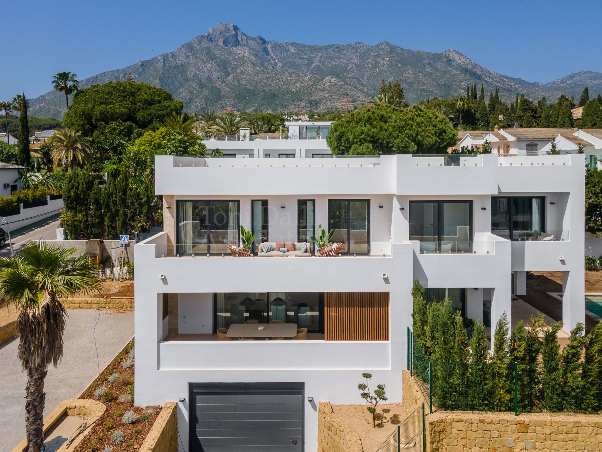 Villa in Rocio de Nagüeles, Marbella