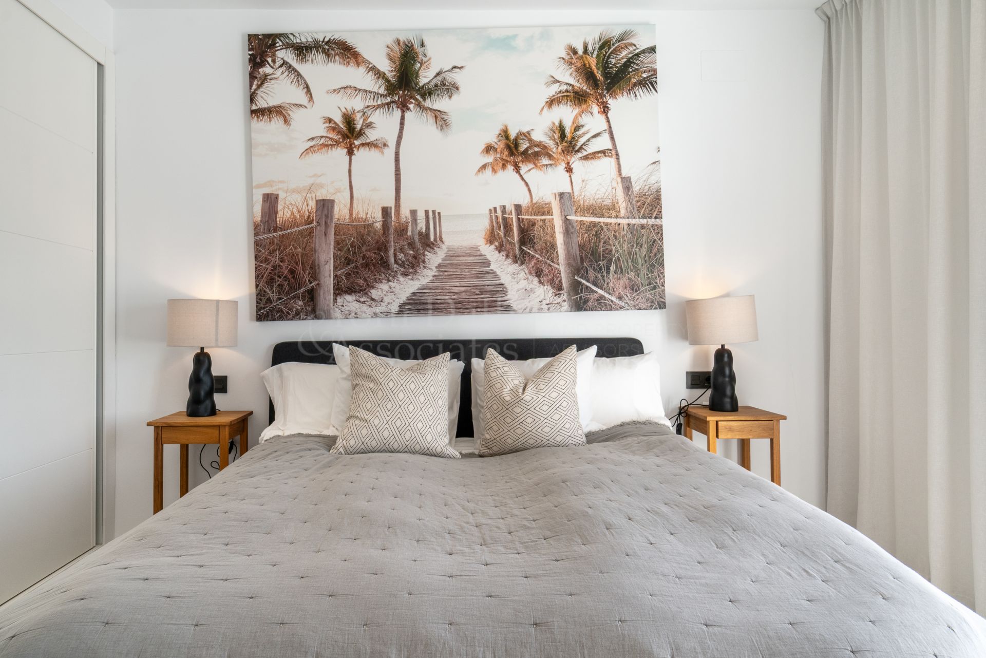 Duplex Penthouse in Andalucia del Mar, Marbella