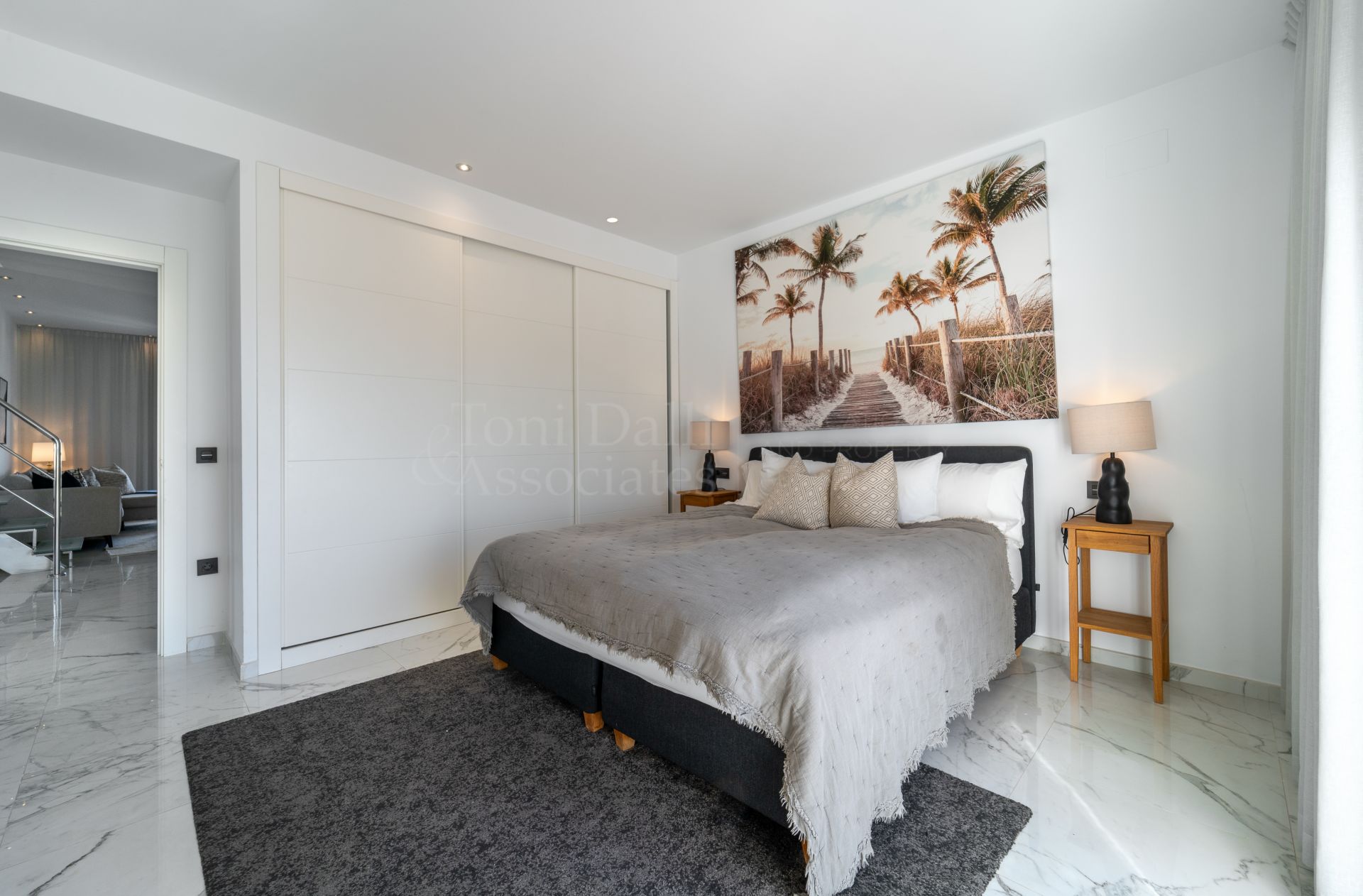 Duplex Penthouse in Andalucia del Mar, Marbella