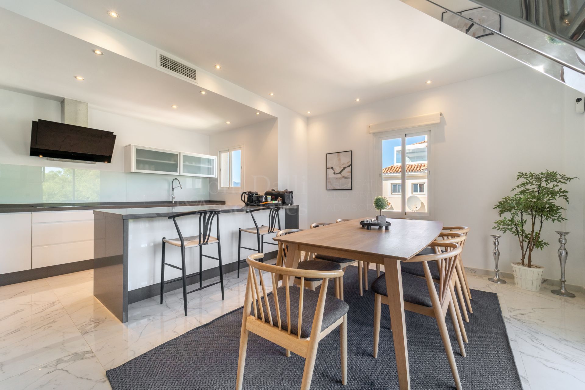 Duplex Penthouse in Andalucia del Mar, Marbella