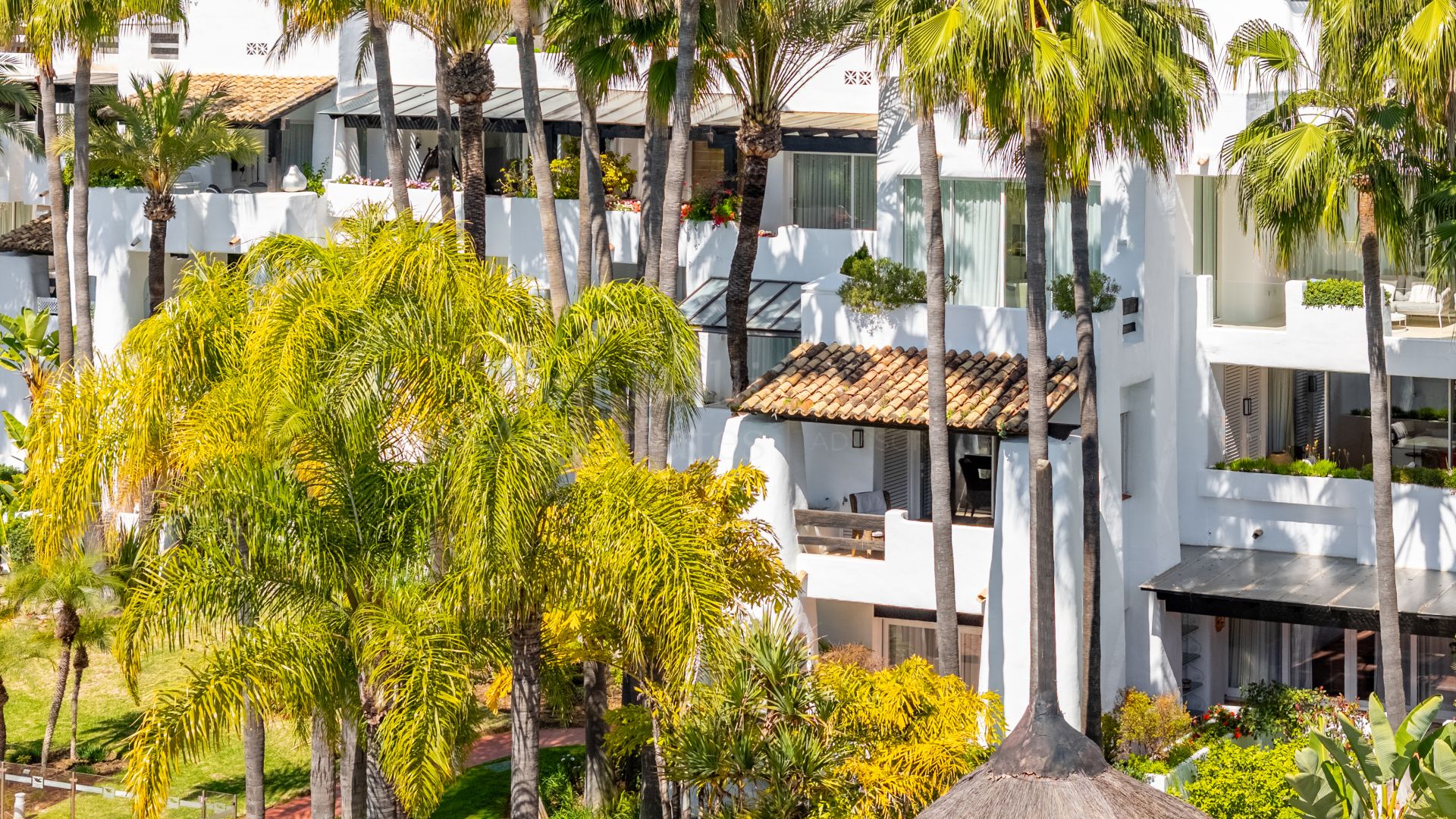 Apartment in Marina Puente Romano, Marbella