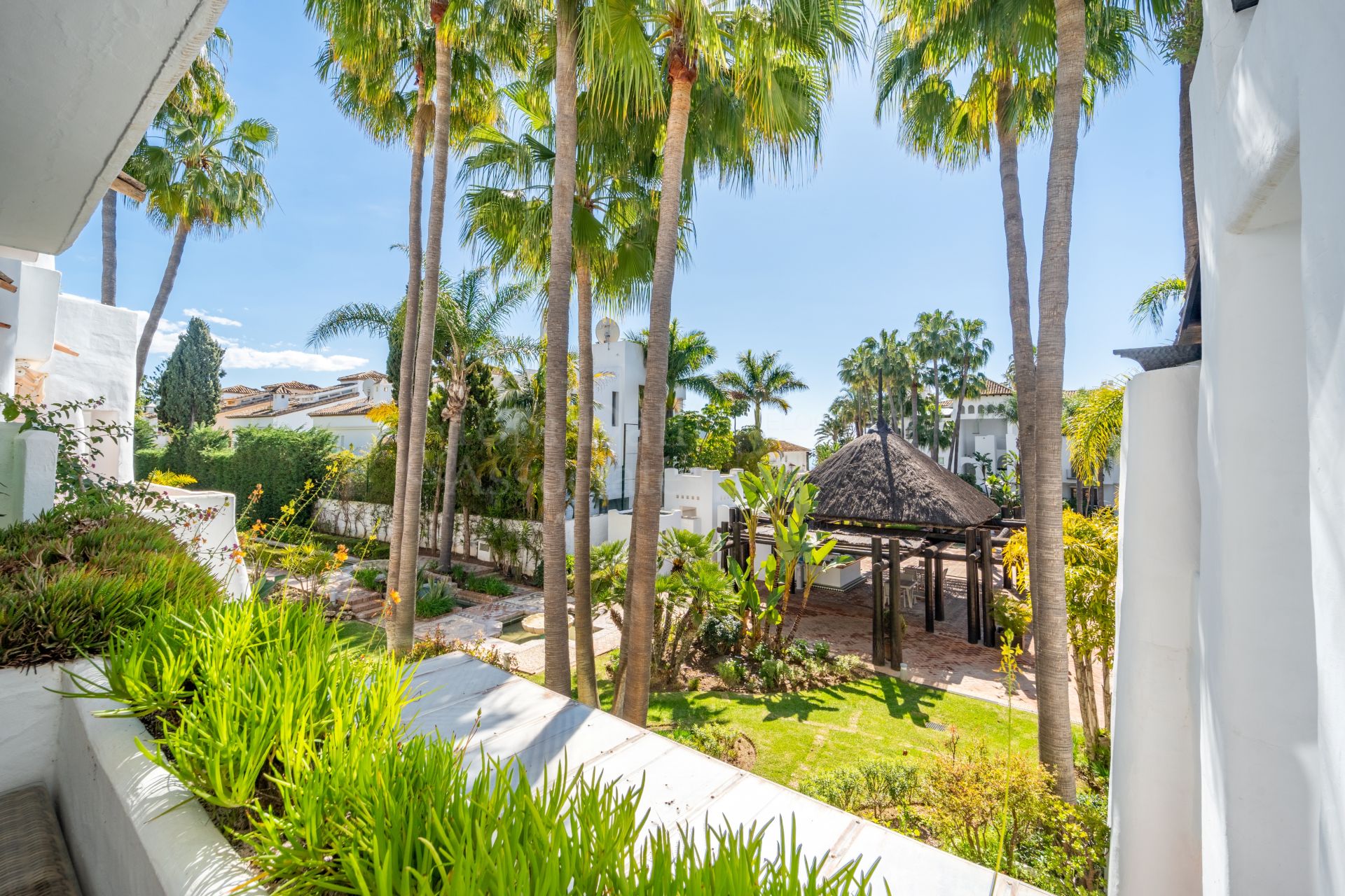 Apartment in Marina Puente Romano, Marbella