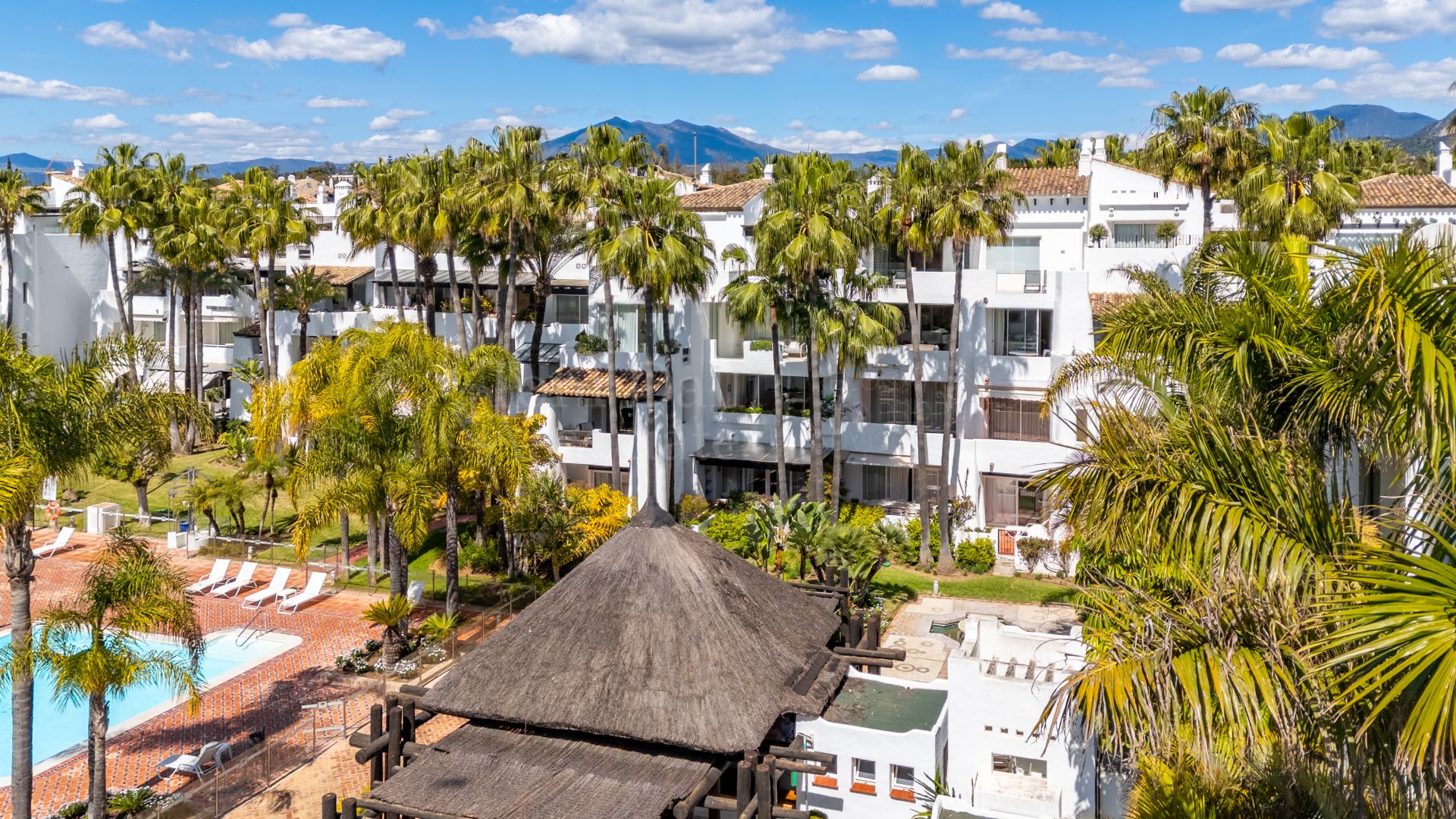 Apartment in Marina Puente Romano, Marbella