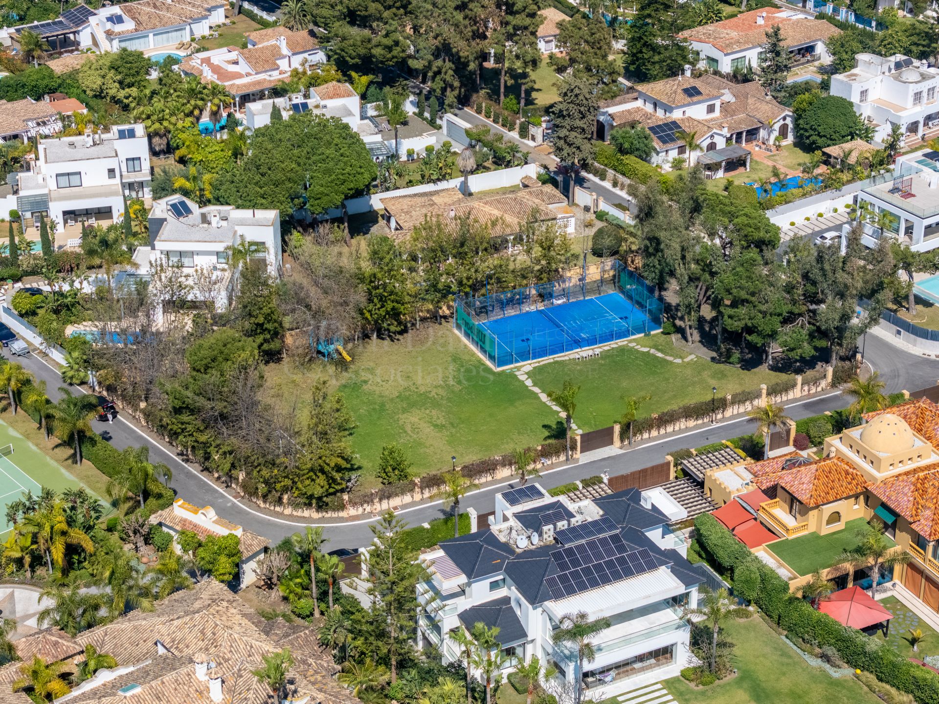 Plot in Paraiso Barronal, Estepona