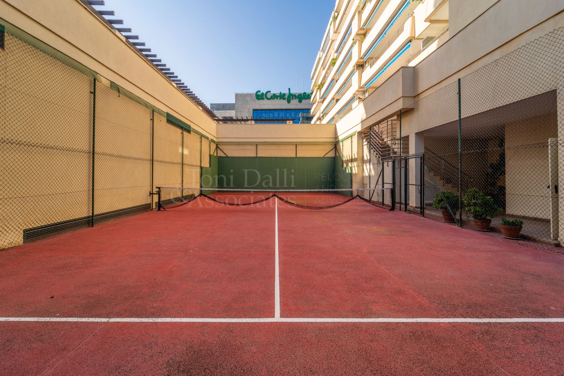 Apartment in Marina Banus, Marbella