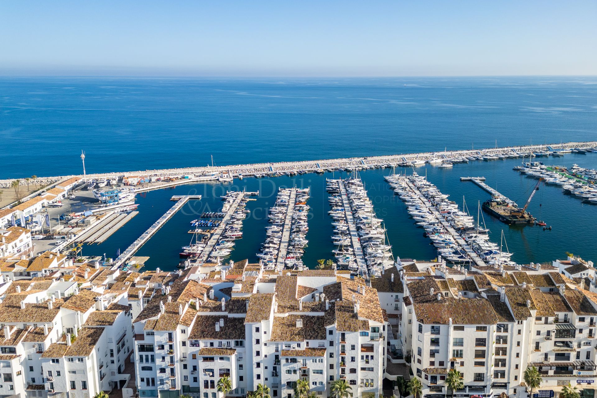 Apartment in Marina Banus, Marbella