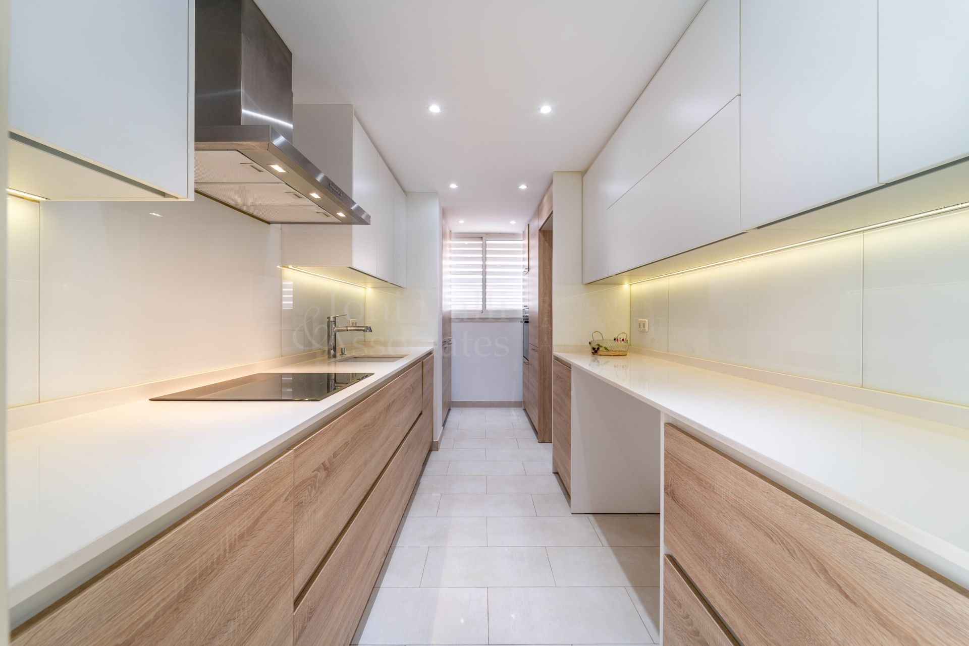 Apartment in Marina Banus, Marbella