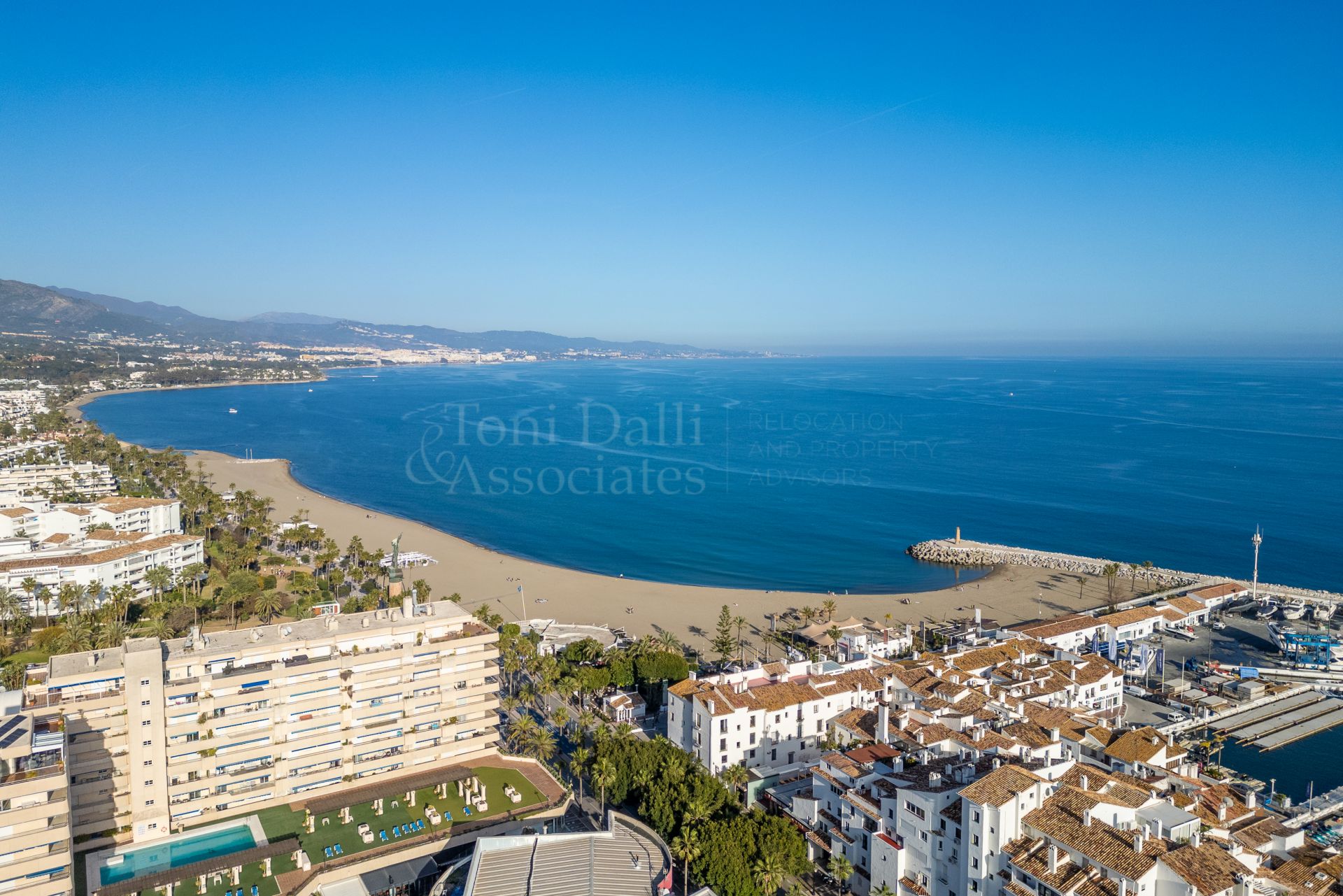 Apartment in Marina Banus, Marbella