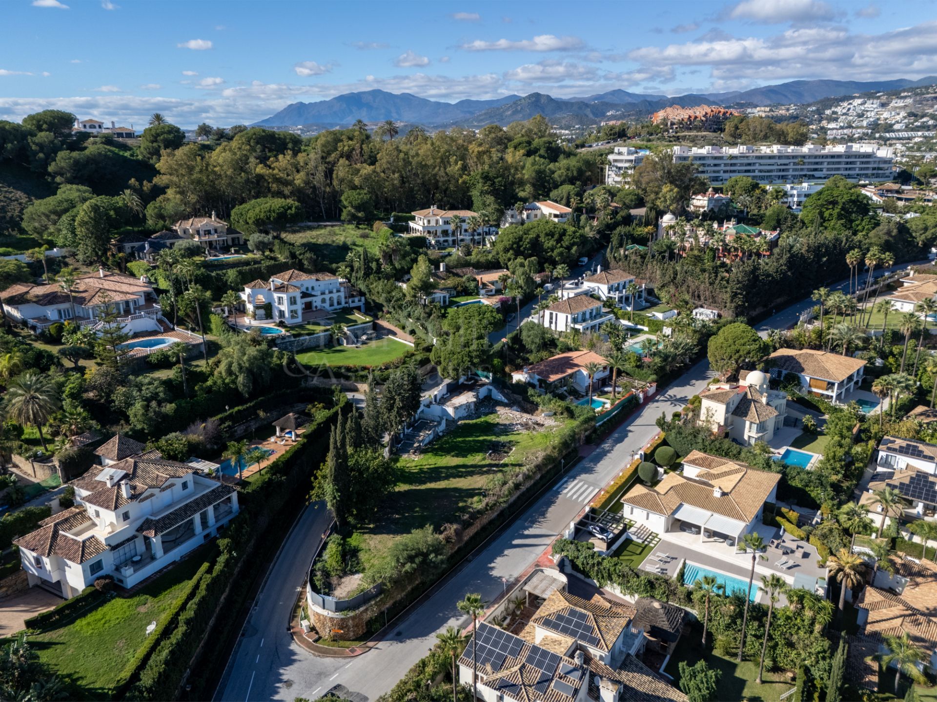Villa in Nueva Andalucia, Marbella