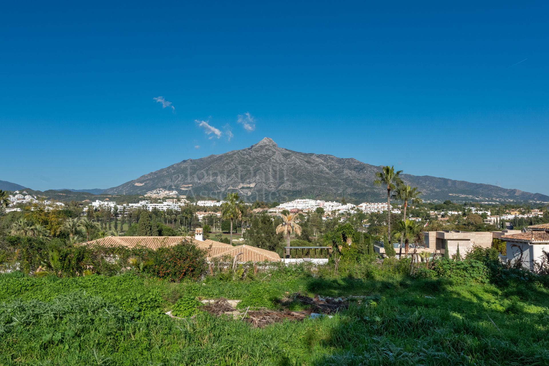 Villa in Nueva Andalucia, Marbella