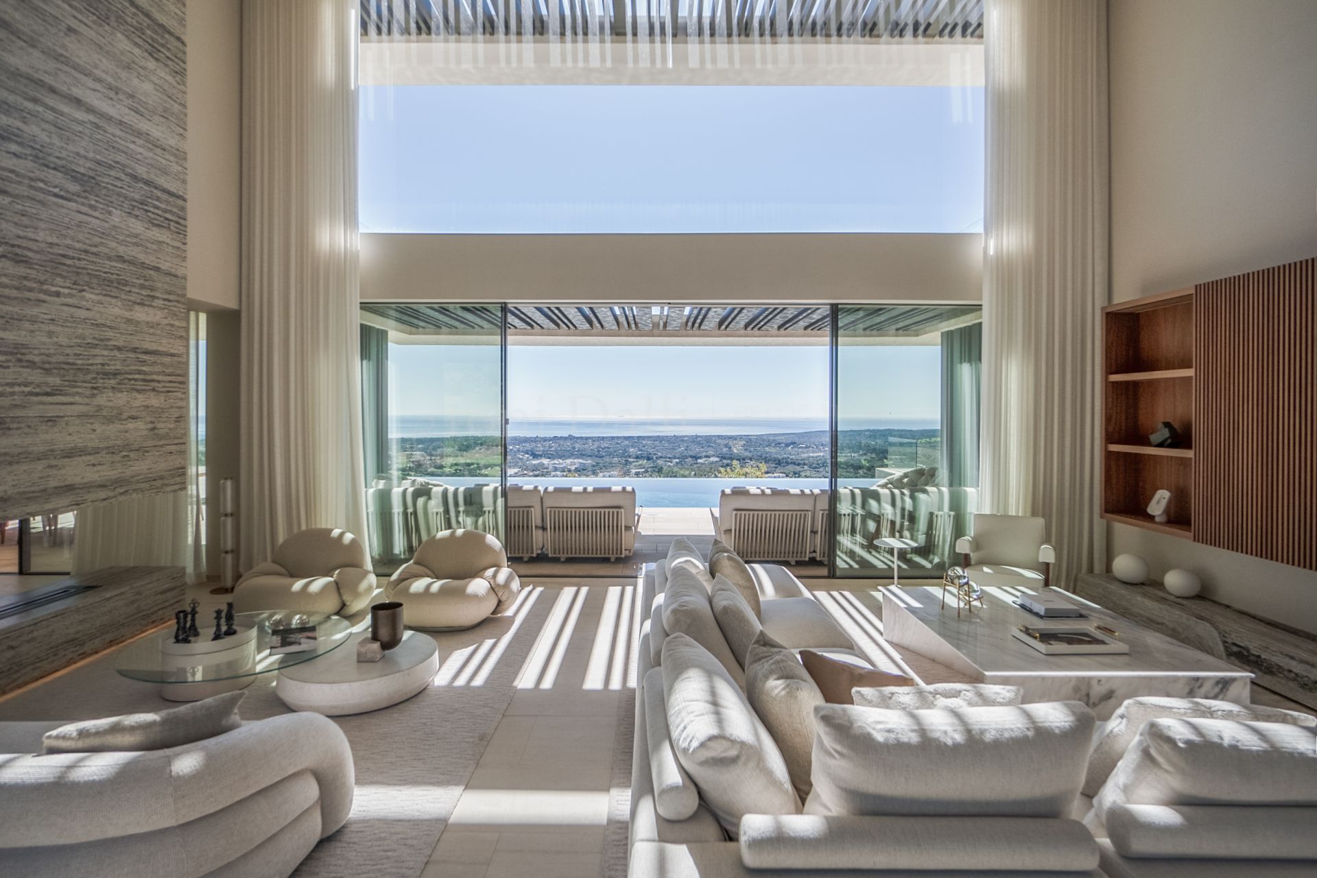 Villa in La Reserva, Sotogrande