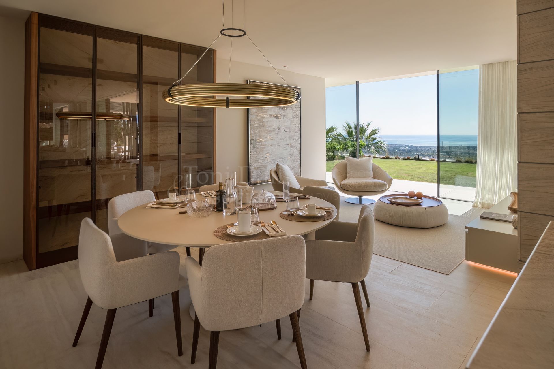 Villa in La Reserva, Sotogrande