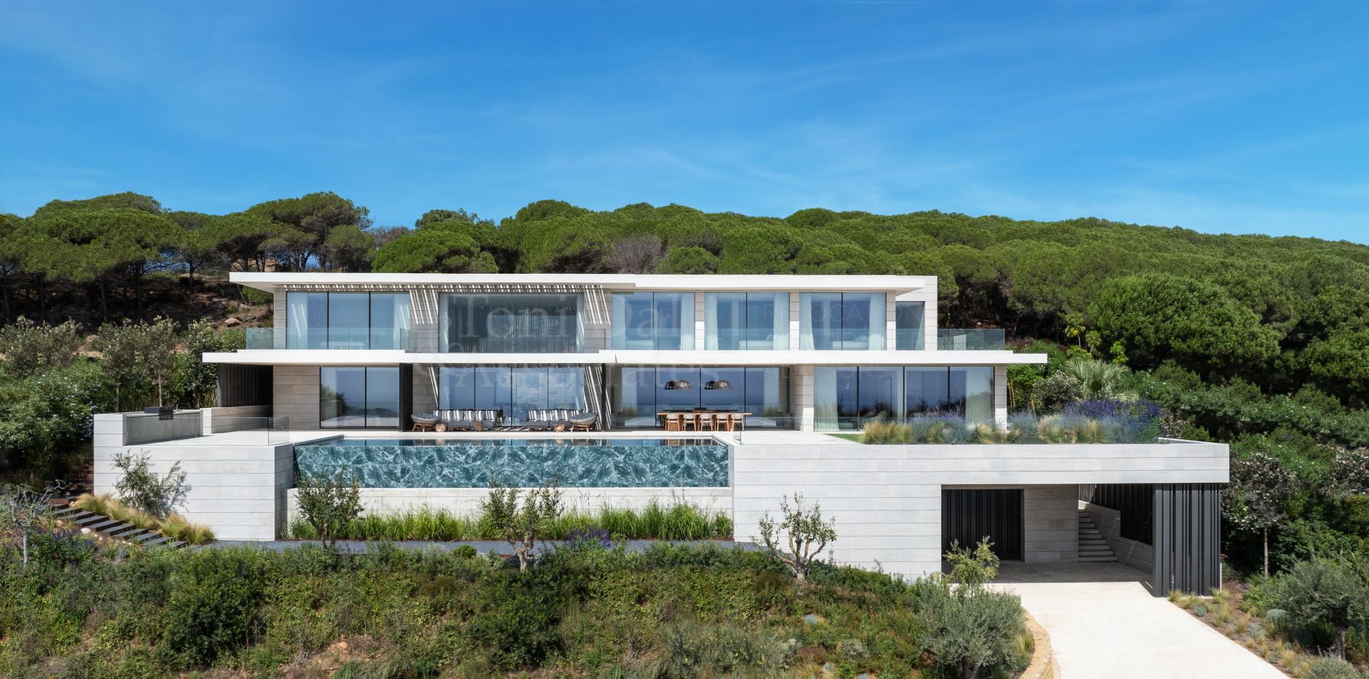 Villa in La Reserva, Sotogrande
