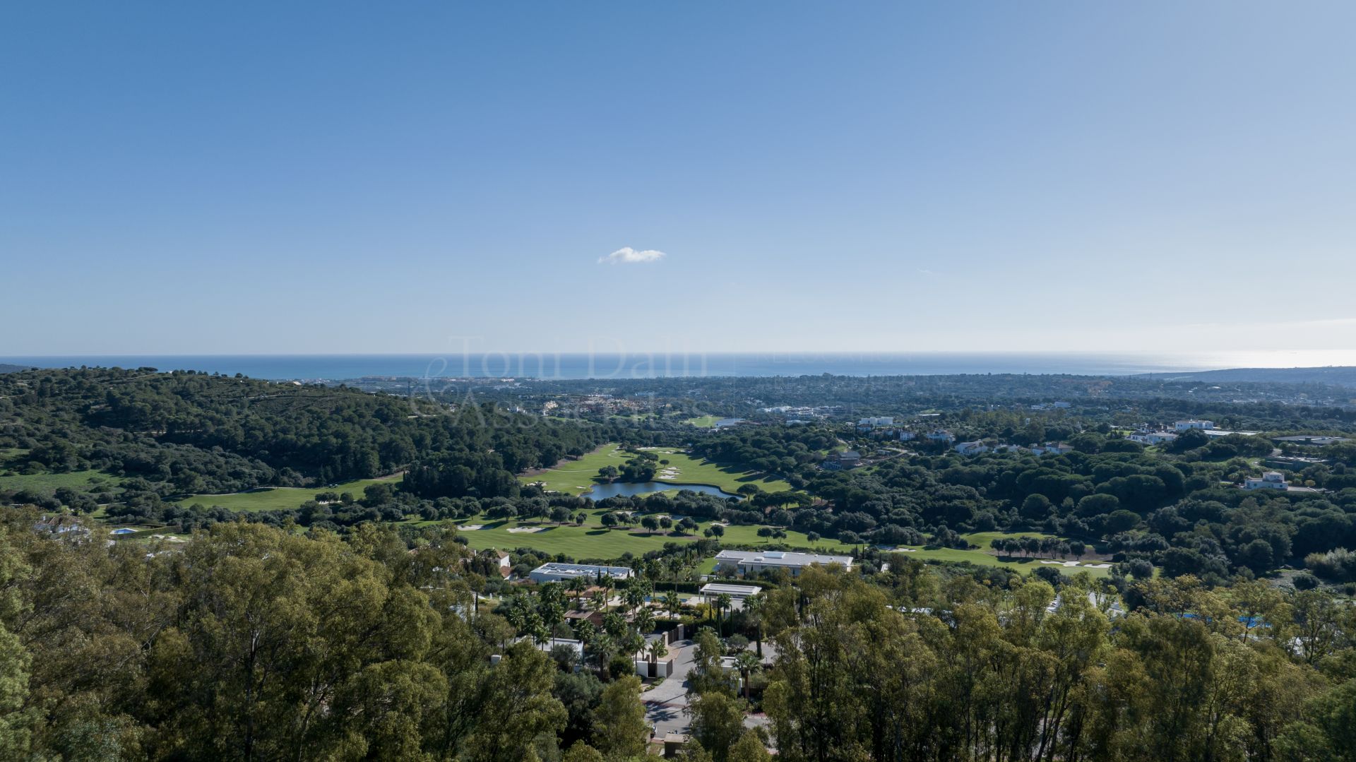 Villa in La Reserva, Sotogrande