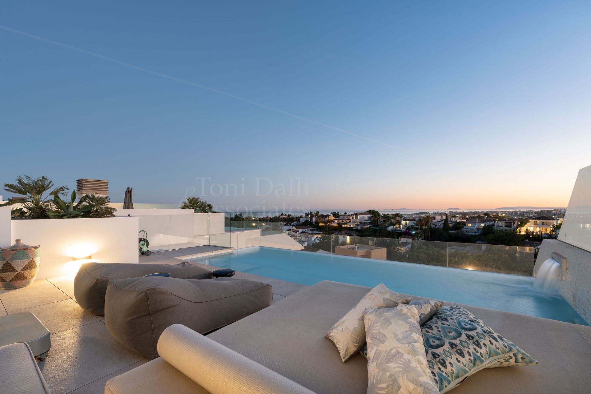 Villa in Nueva Andalucia, Marbella