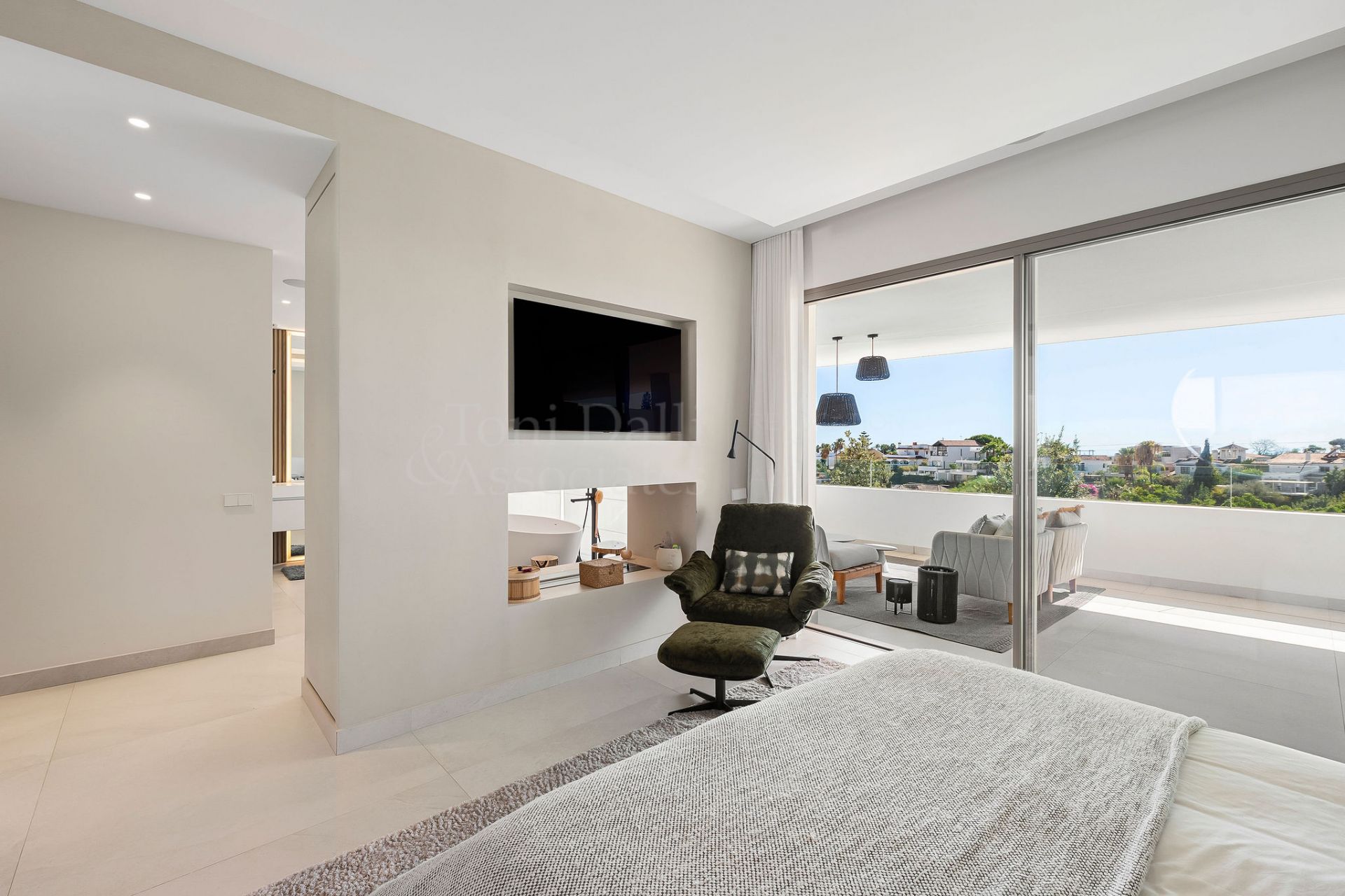 Villa in Nueva Andalucia, Marbella