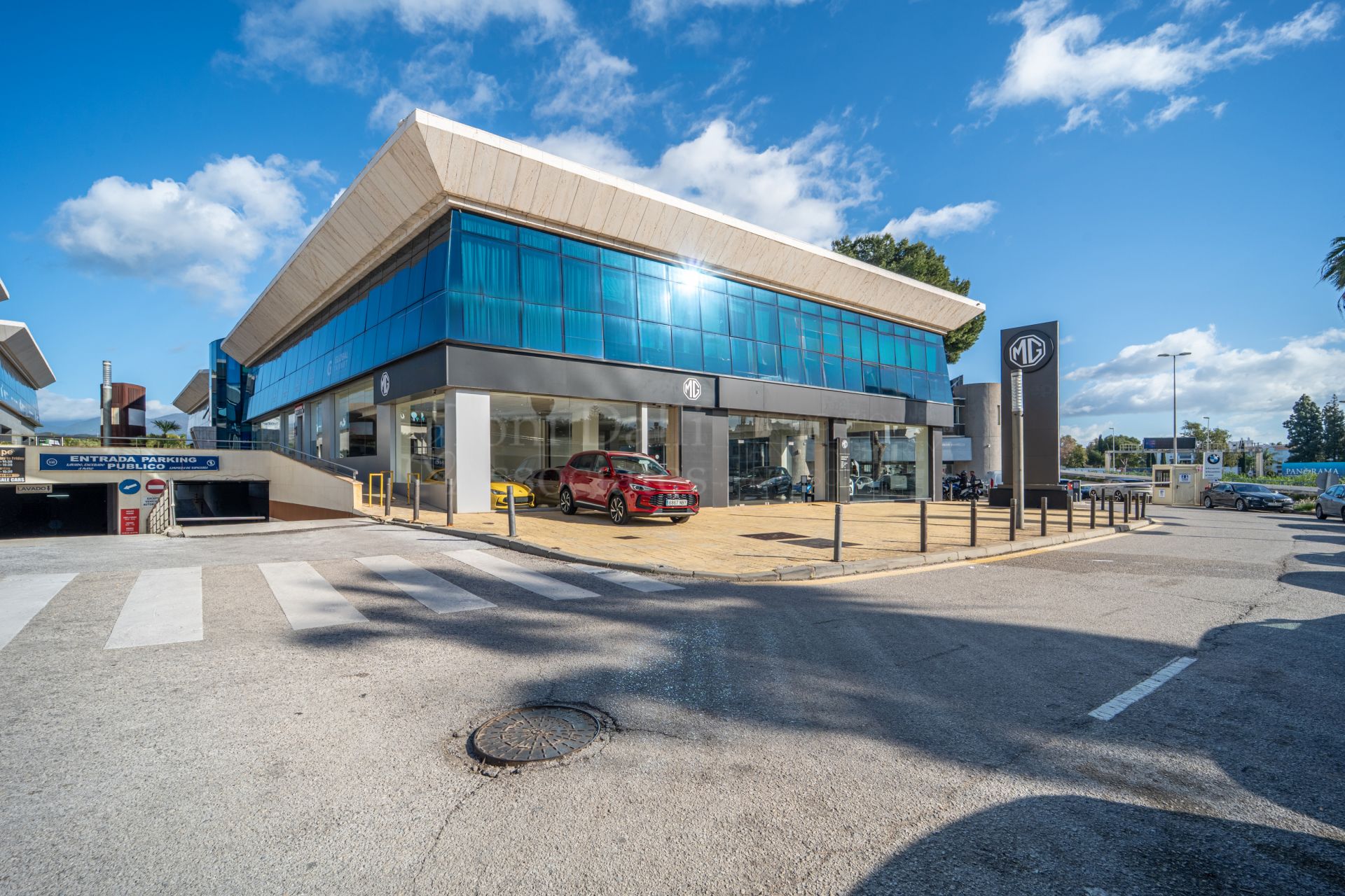 Commercial Premises in Marbella - Puerto Banus, Marbella