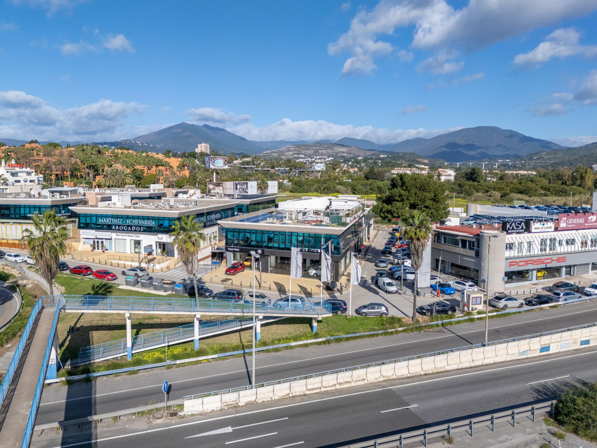 Commercial Premises in Marbella - Puerto Banus, Marbella