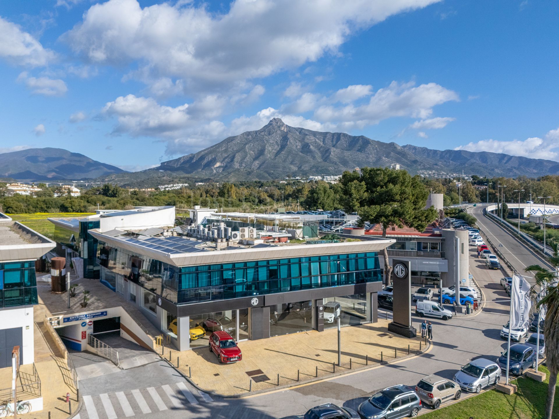 Commercial Premises in Marbella - Puerto Banus, Marbella