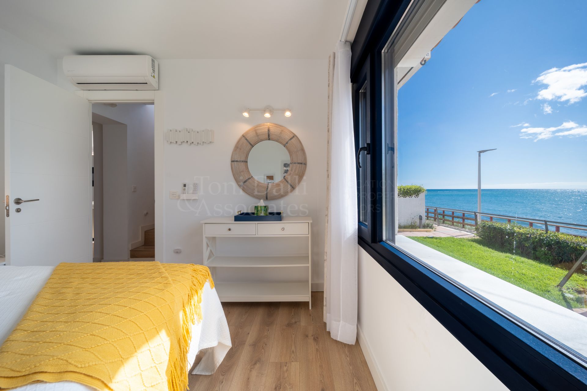 Town House in El Pirata, Estepona