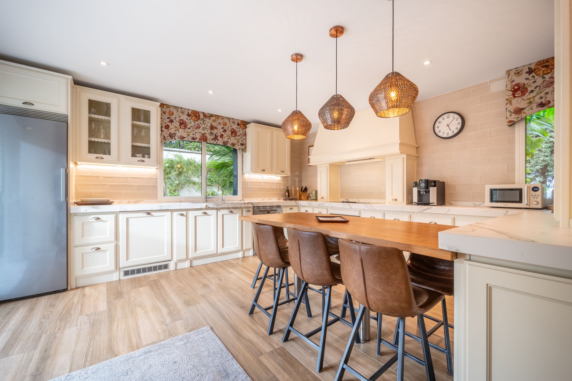 Villa in El Higueral, Marbella