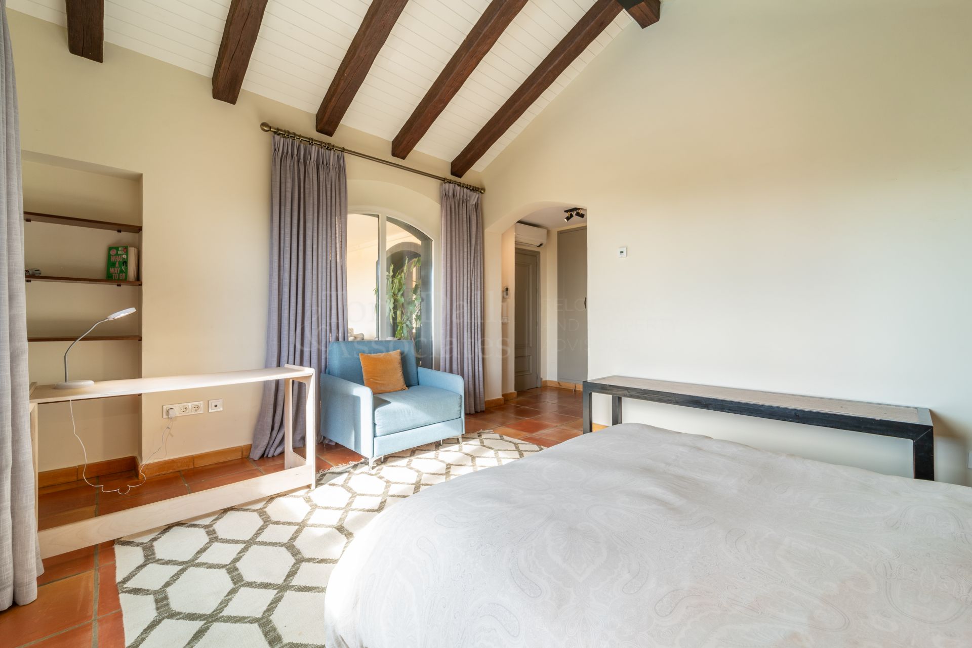 Villa in El Higueral, Marbella