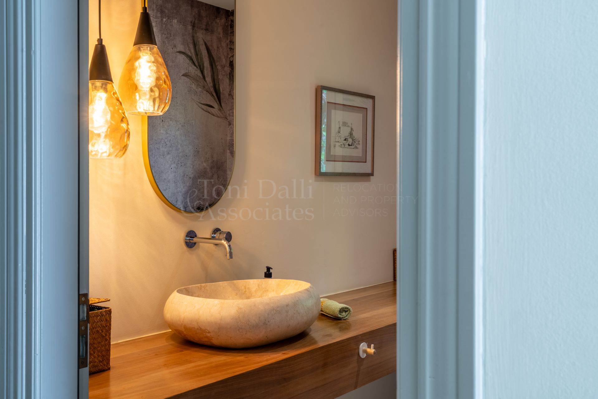 Villa in El Higueral, Marbella