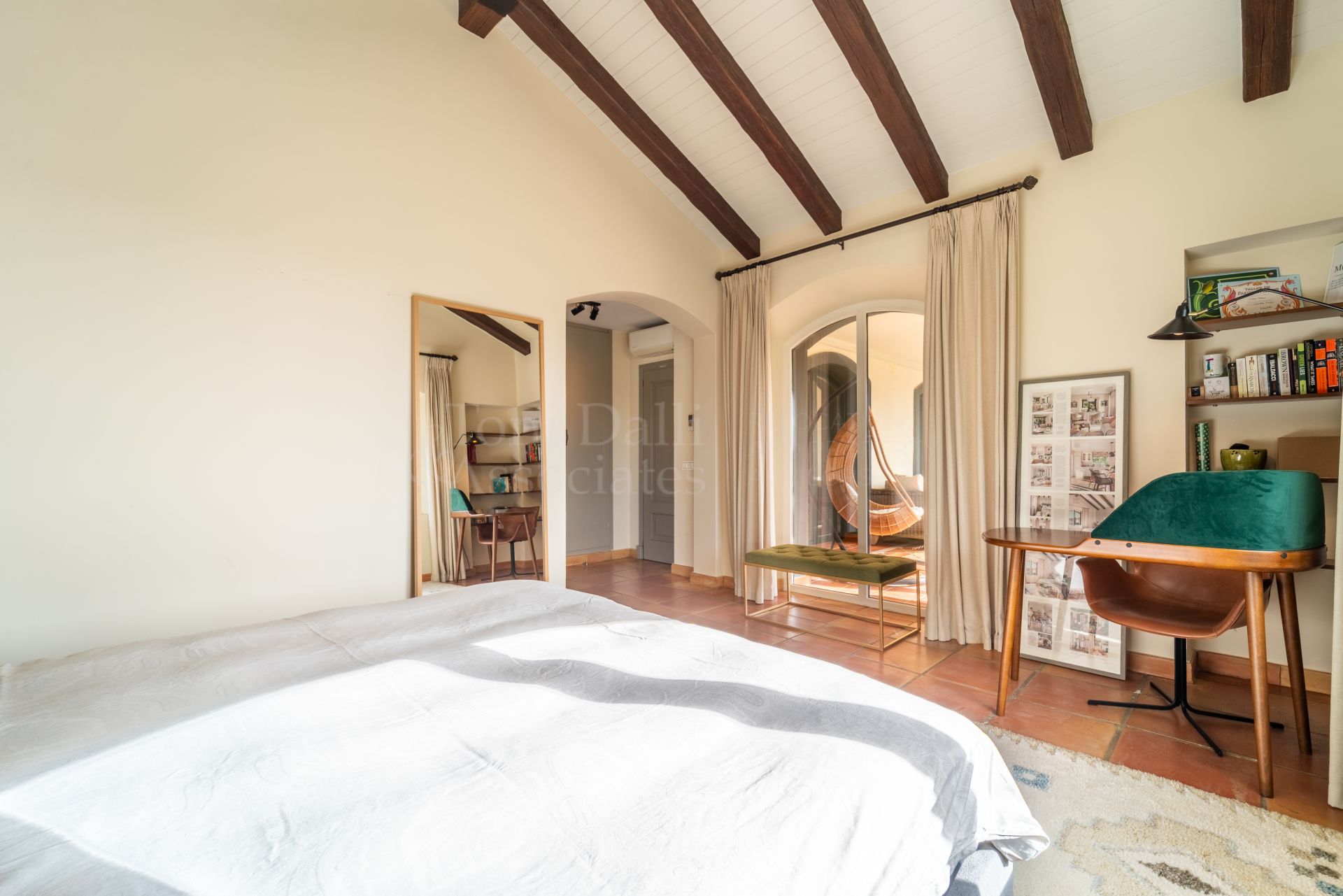 Villa in El Higueral, Marbella