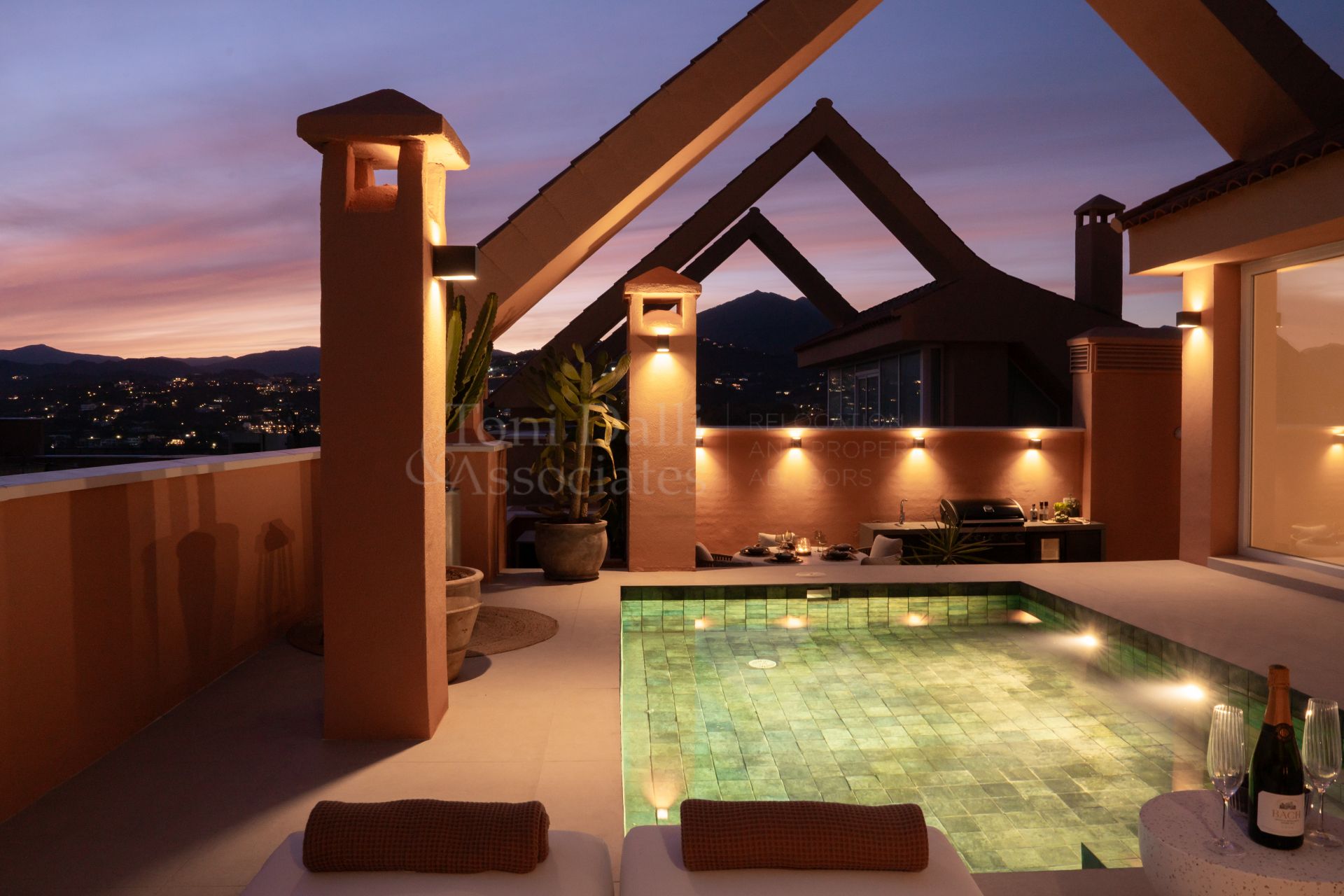 Duplex Penthouse in Magna Marbella, Marbella