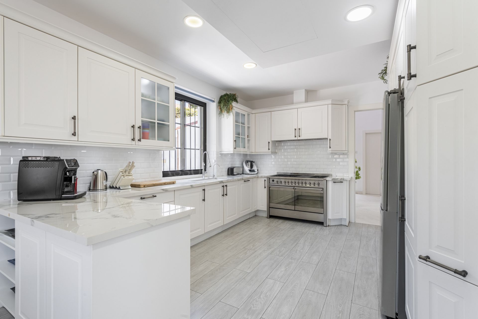 Villa in El Capricho, Marbella