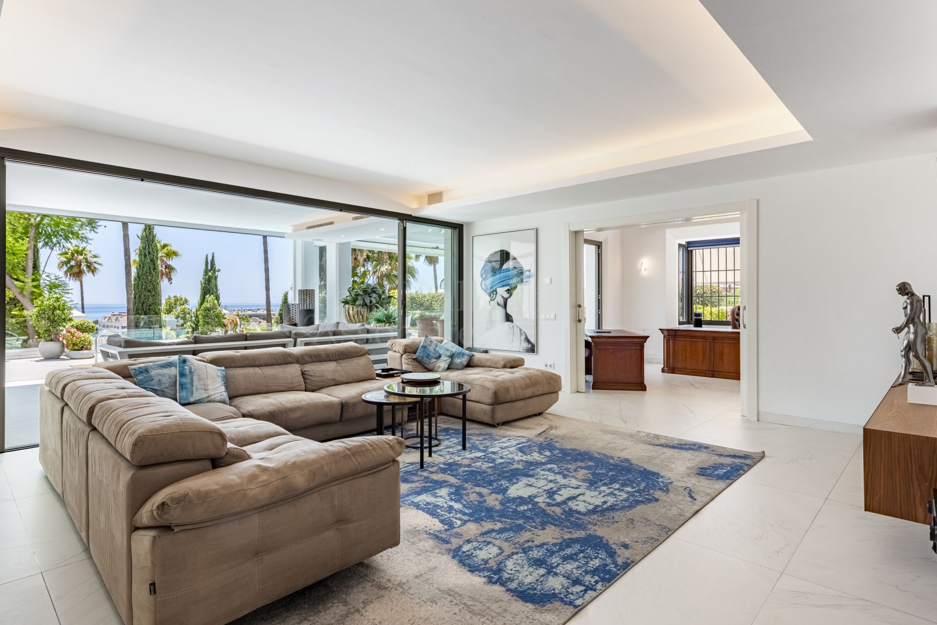 Villa in El Capricho, Marbella