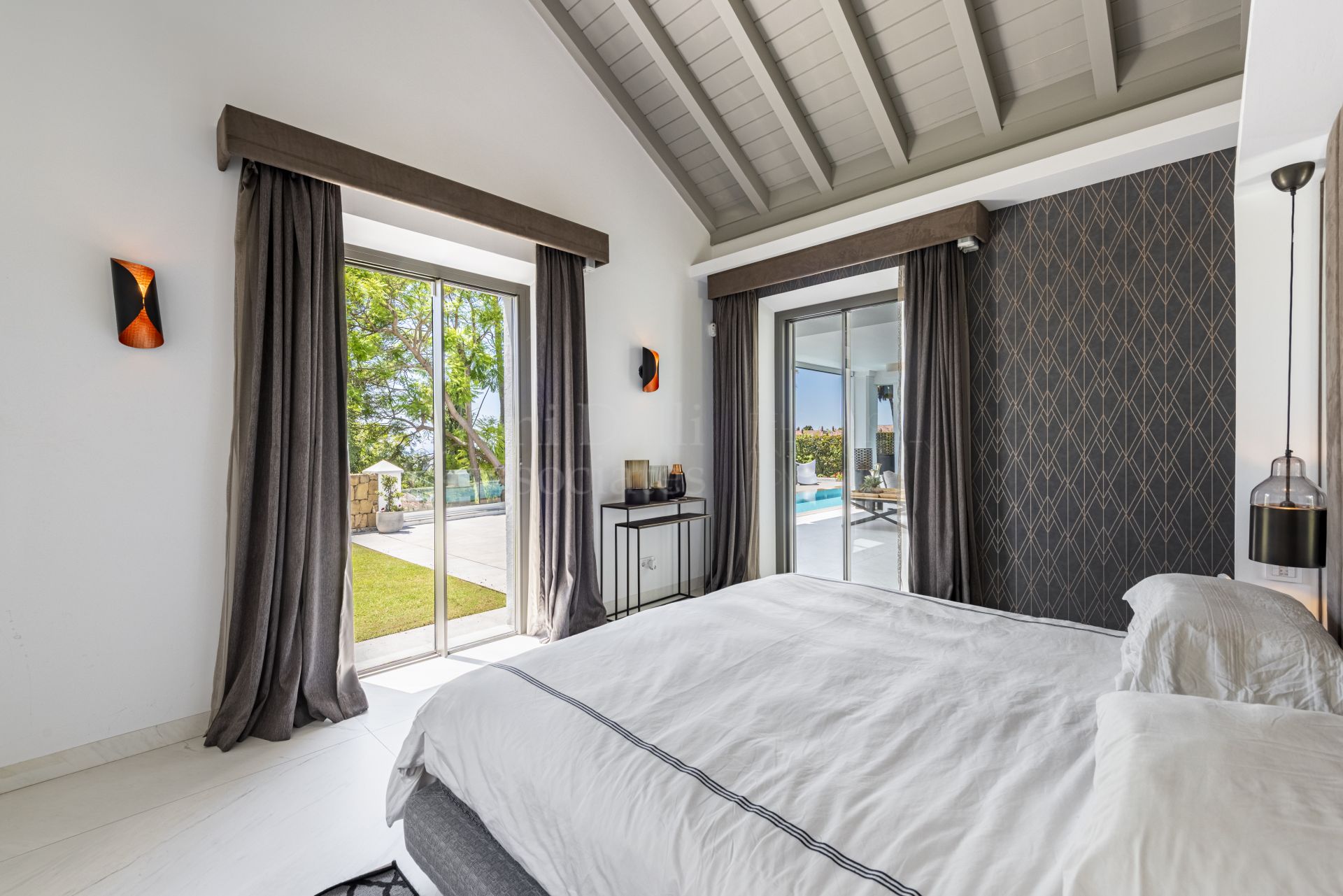 Villa in El Capricho, Marbella