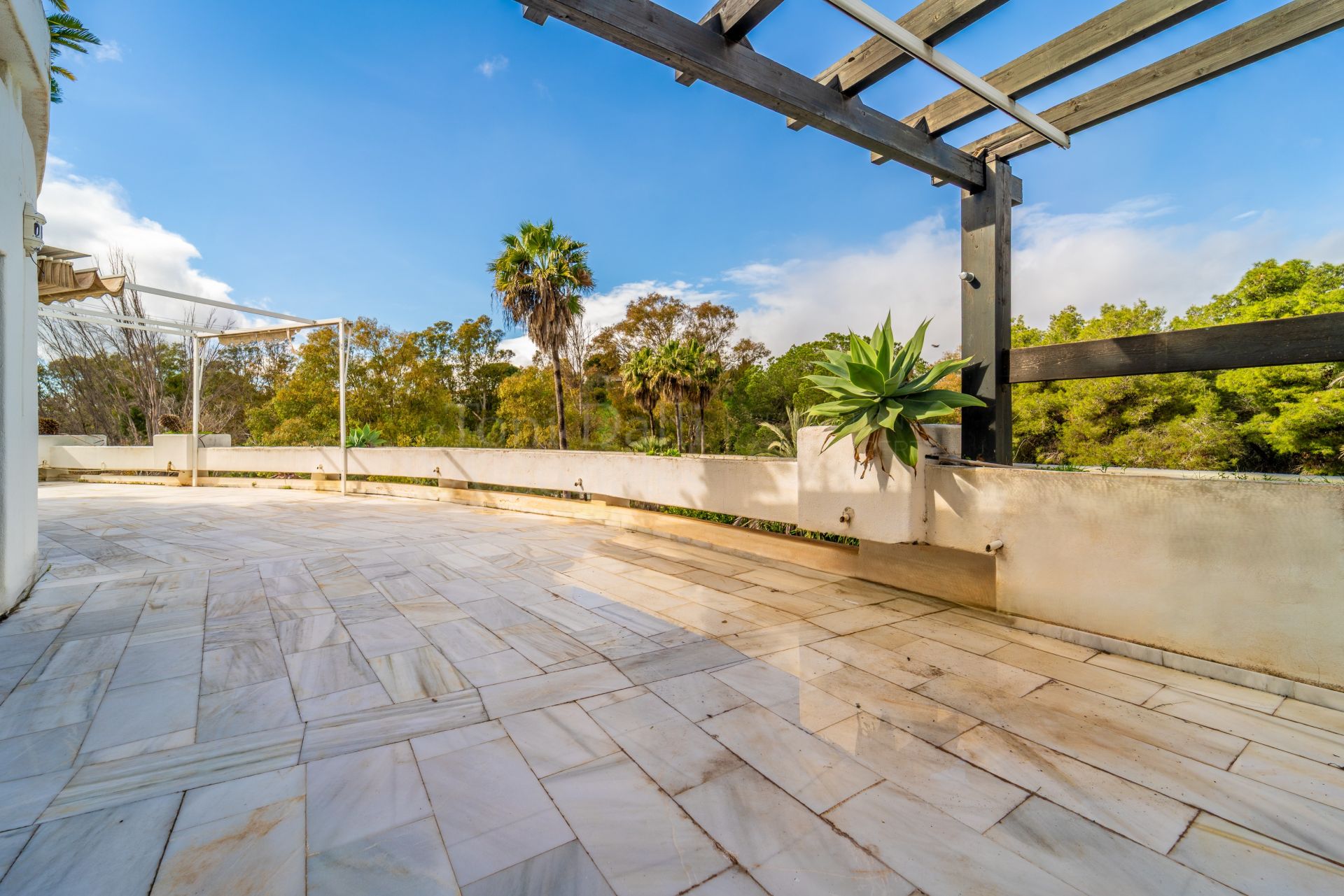 Apartment in Kings Hills, Marbella