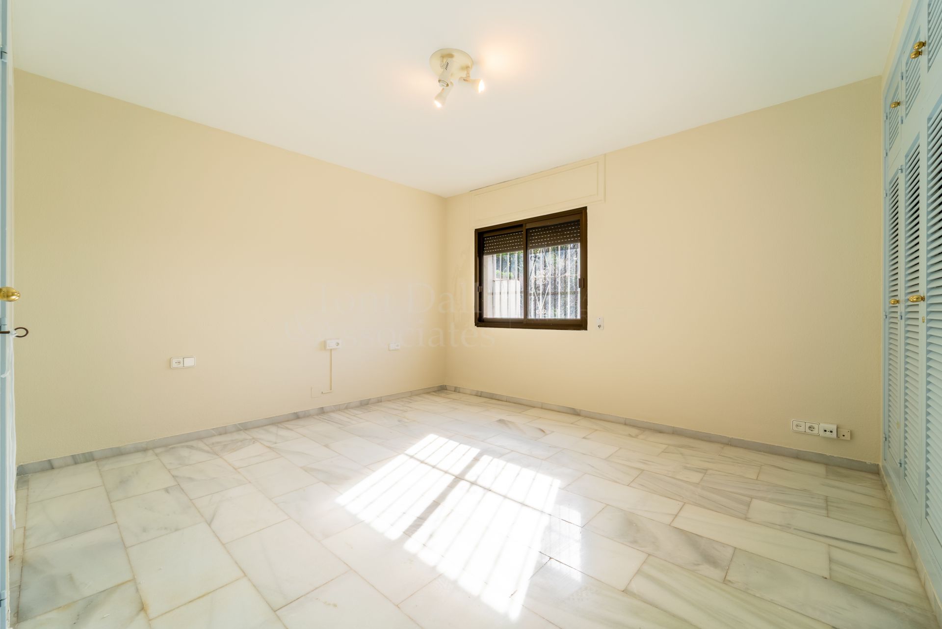 Apartment in Kings Hills, Marbella