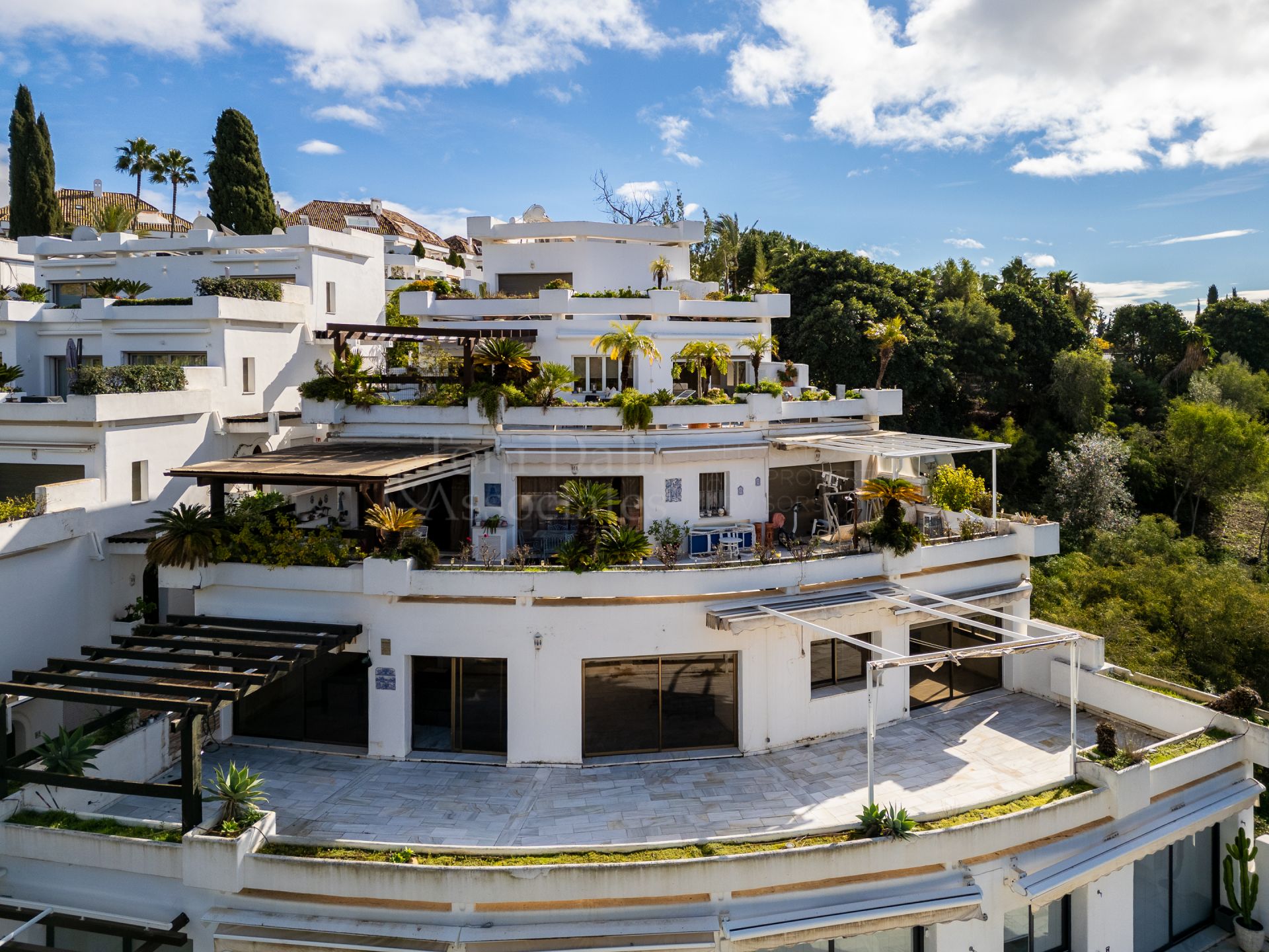 Apartment in Kings Hills, Marbella
