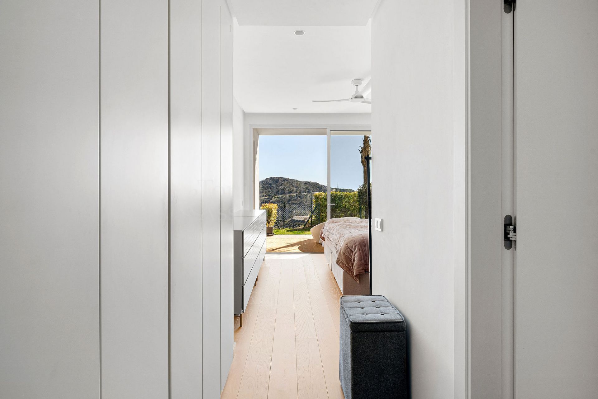 Duplex in Marbella Club Hills, Benahavis