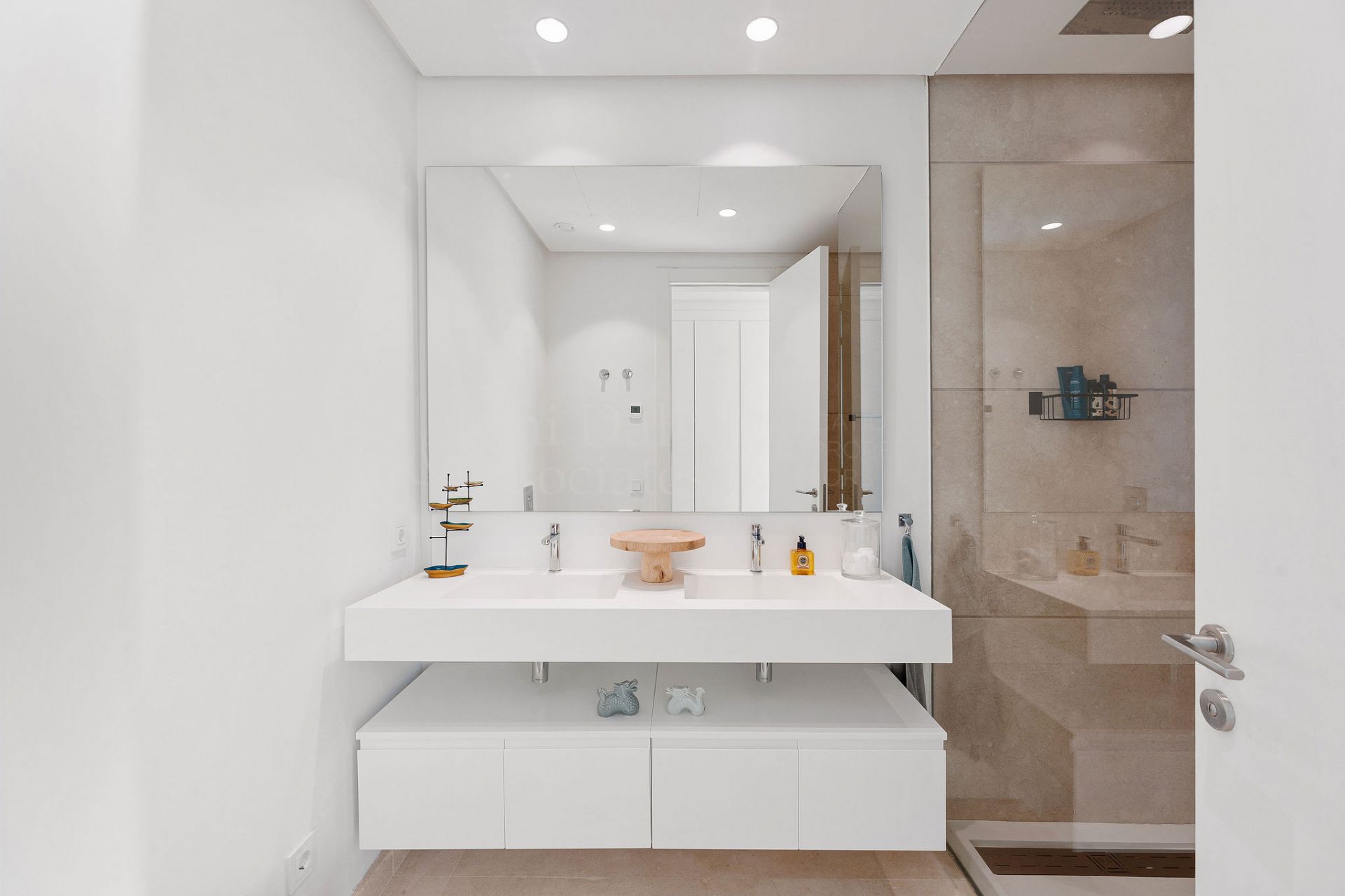 Duplex in Marbella Club Hills, Benahavis