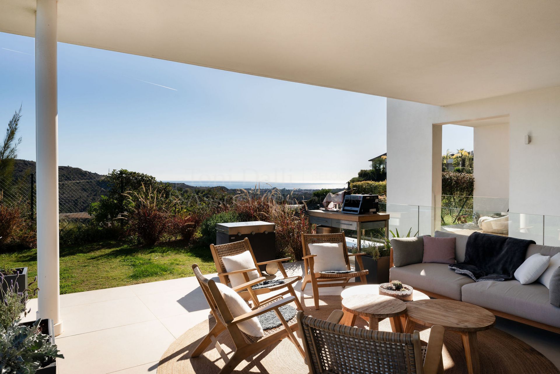 Duplex in Marbella Club Hills, Benahavis