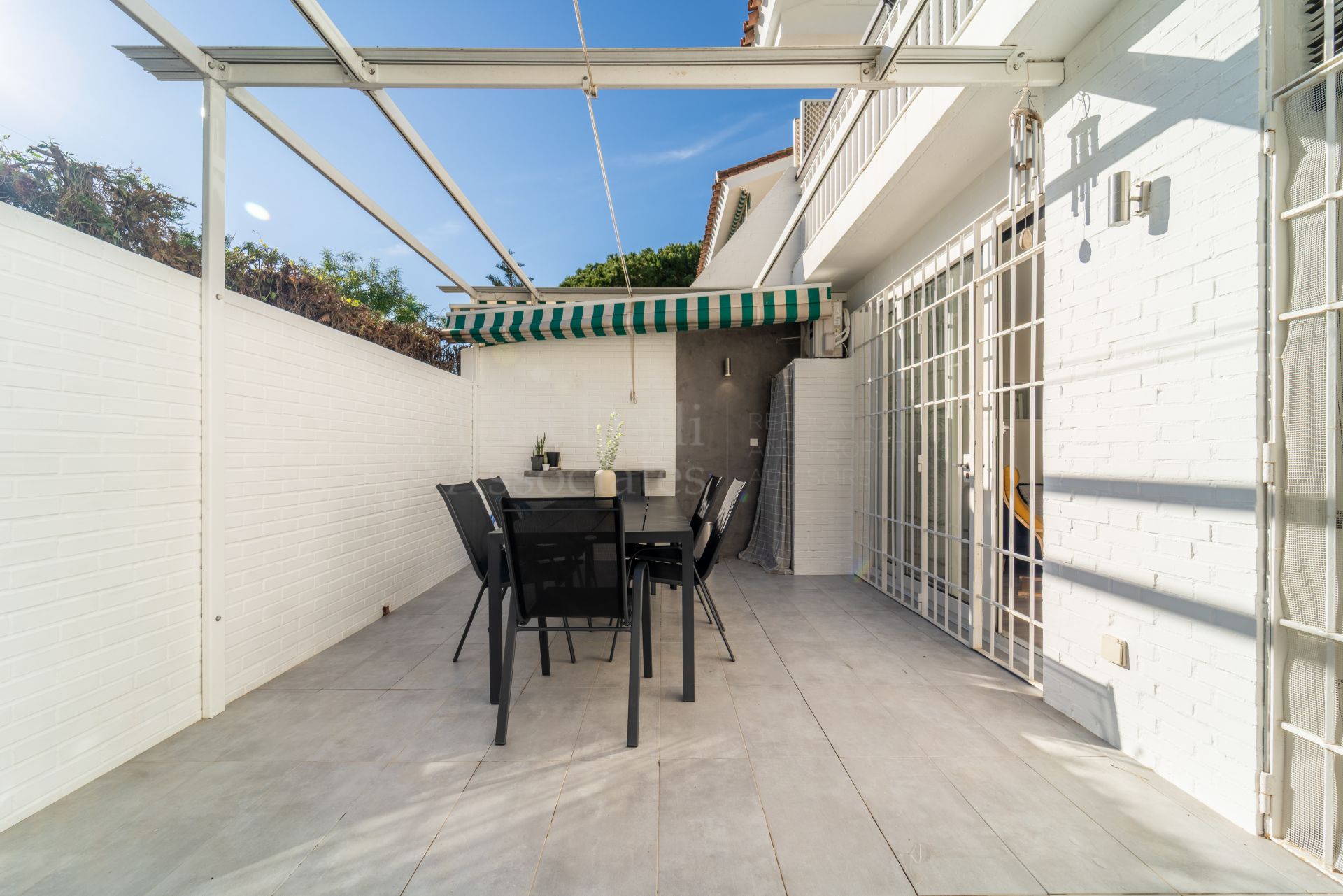 Ground Floor Apartment in Marbella Golden Mile, Marbella