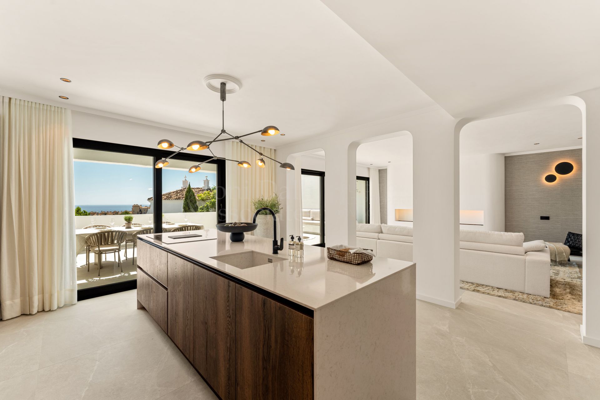 Duplex in Las Colinas de Marbella, Benahavis