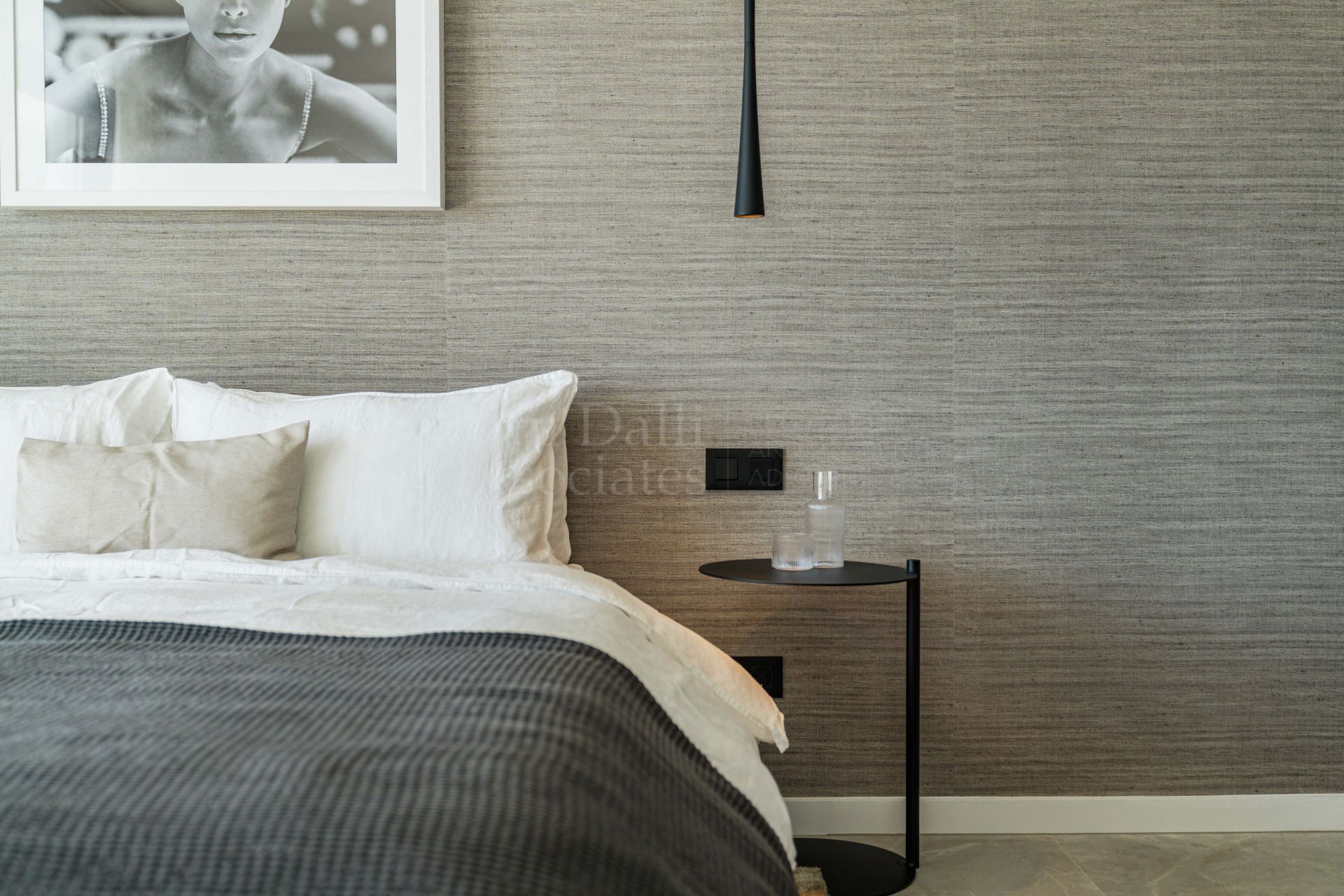 Duplex in Las Colinas de Marbella, Benahavis