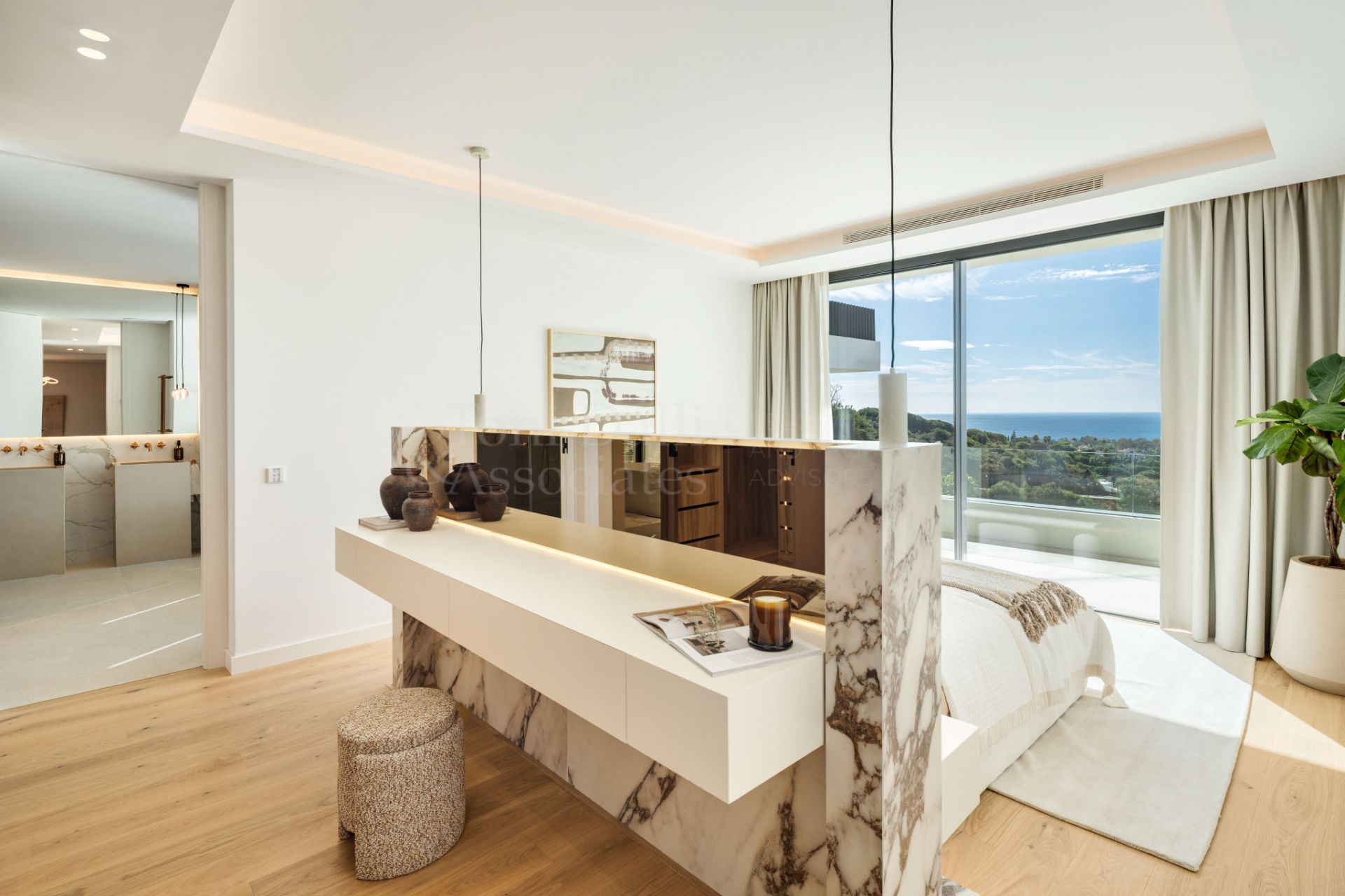 Villa in Elviria, Marbella