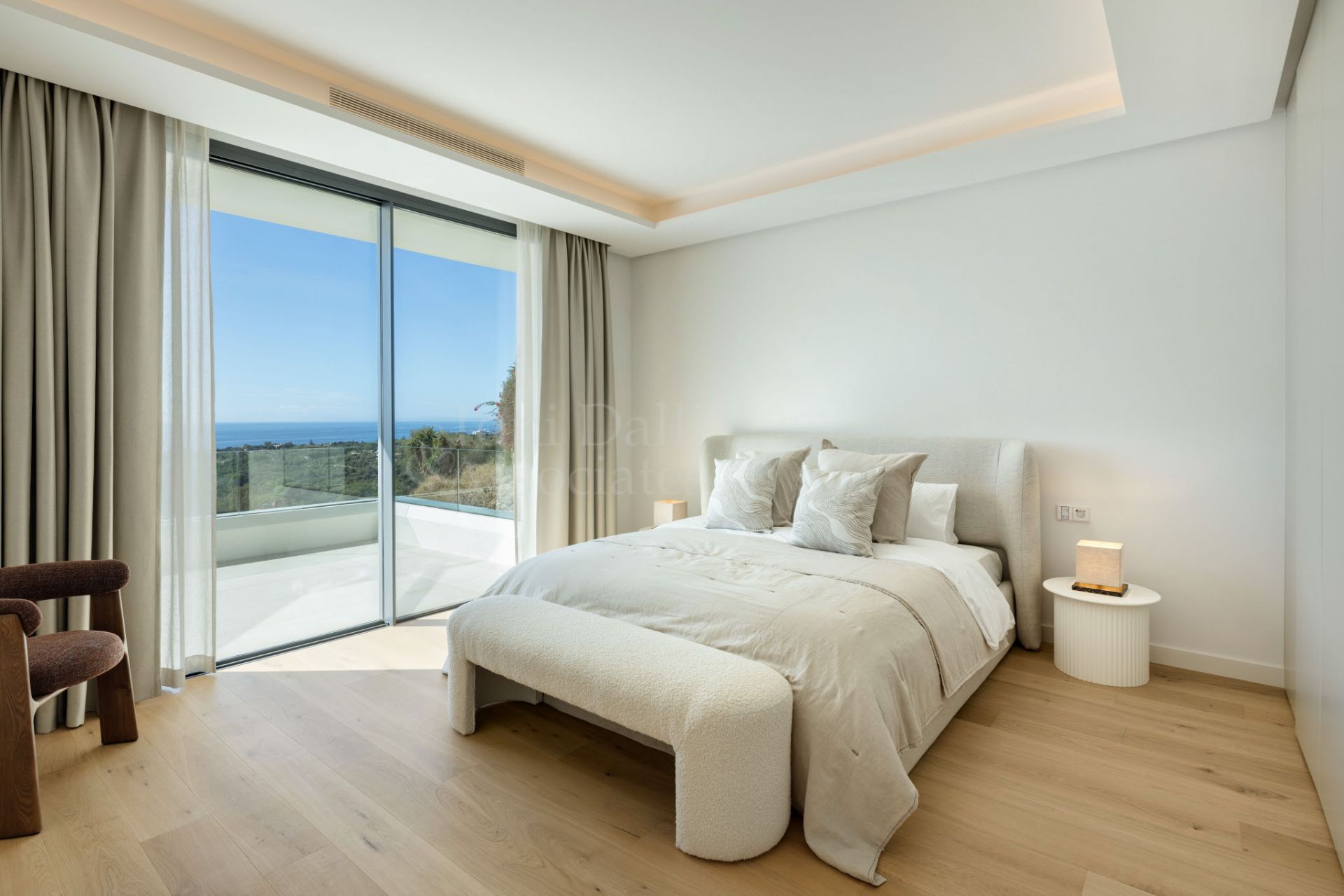 Villa in Elviria, Marbella